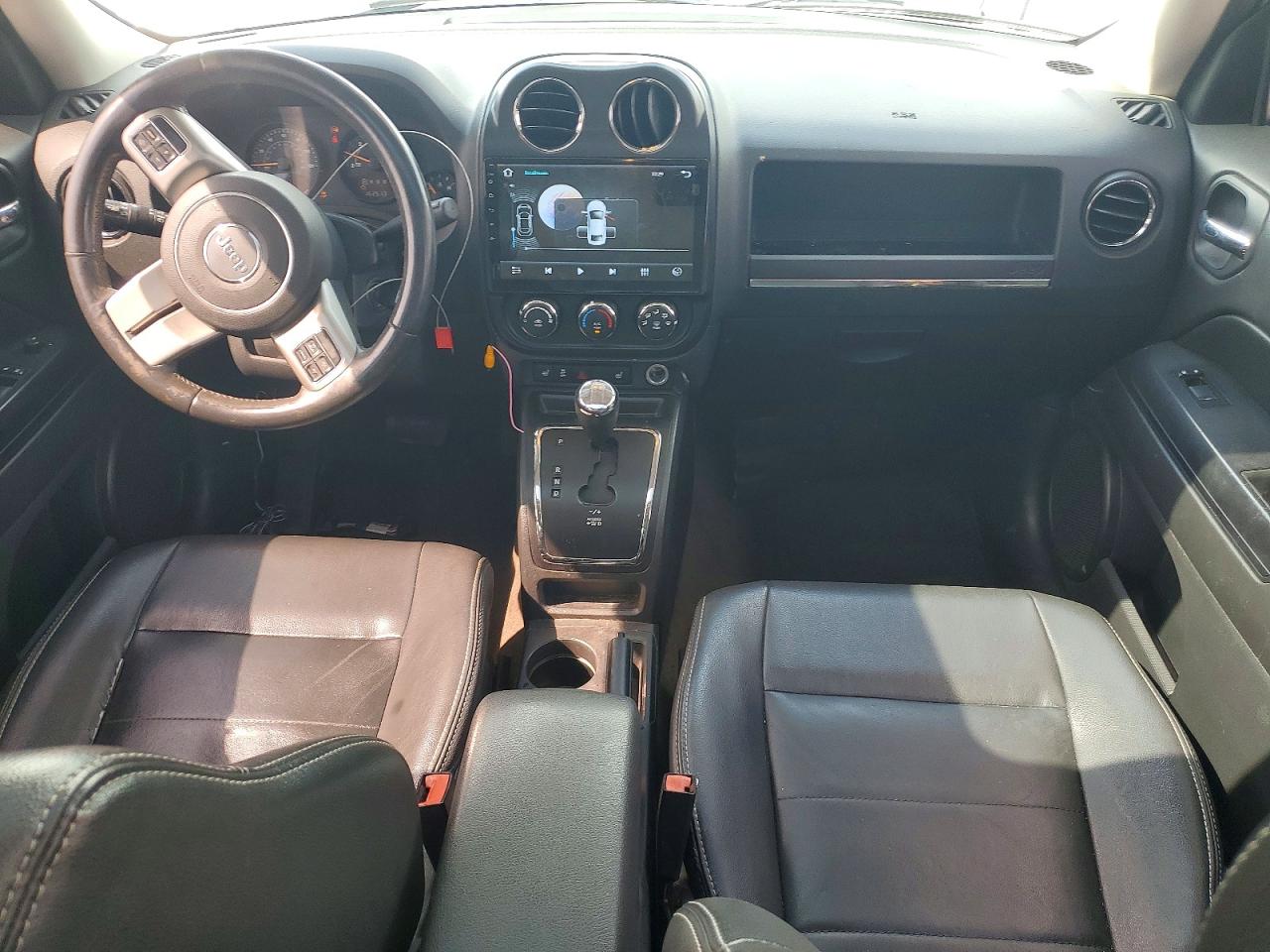 2014 Jeep Patriot Latitude White vin: 1C4NJPFA3ED679936