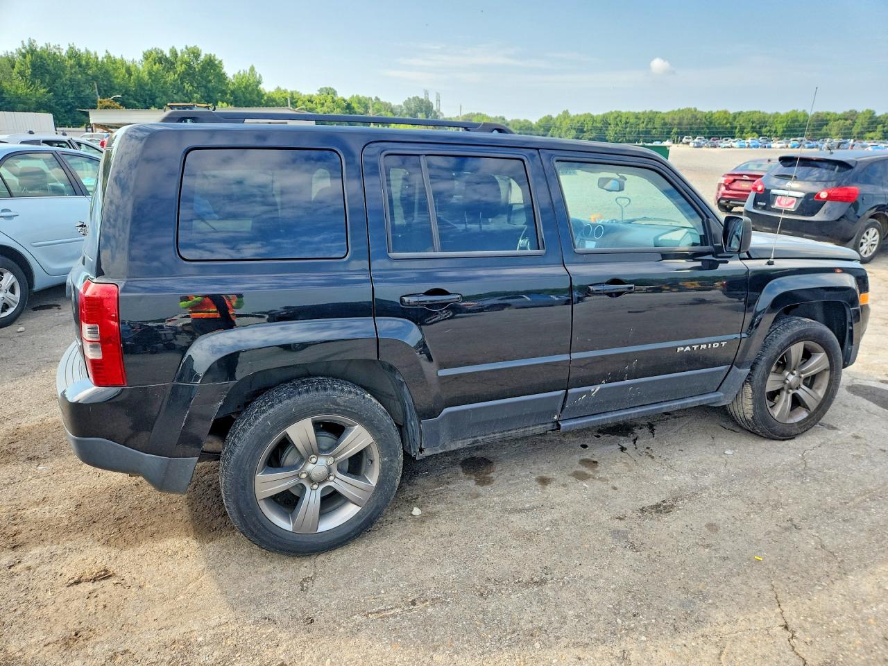 2014 Jeep Patriot Latitude Black vin: 1C4NJPFA3ED851110