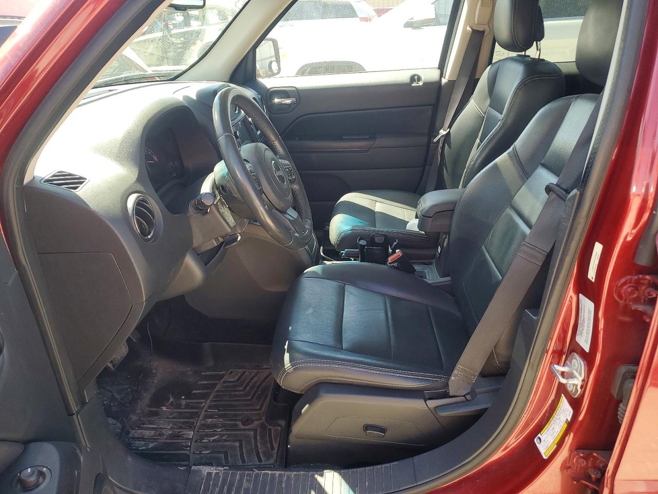 2015 Jeep Patriot Latitude Красный vin: 1C4NJPFA3FD220892