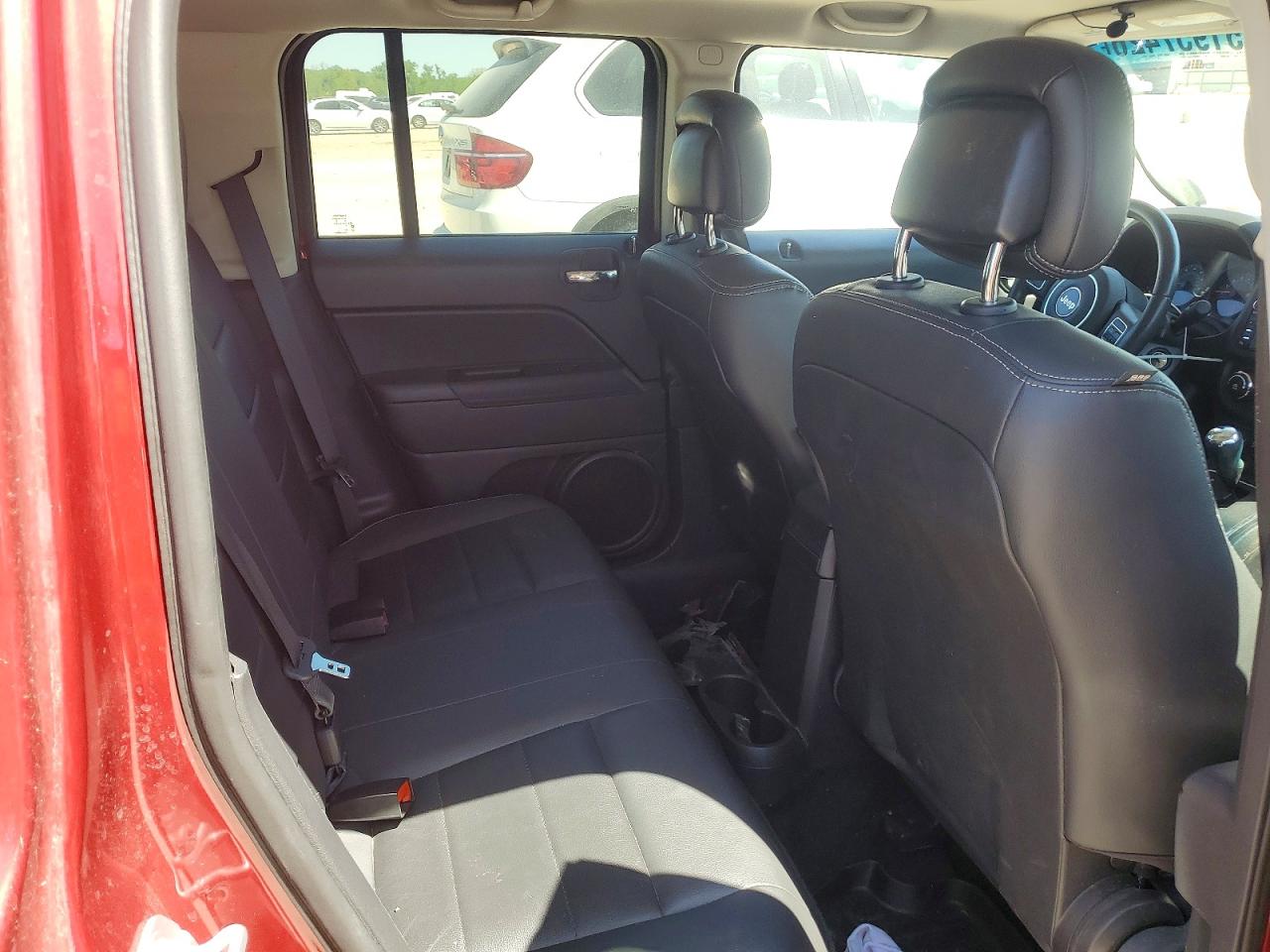 2015 Jeep Patriot Latitude Красный vin: 1C4NJPFA3FD220892