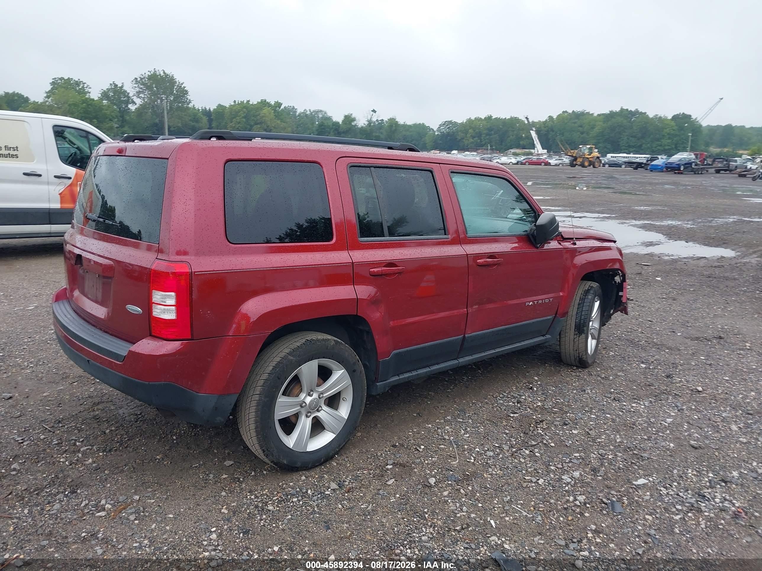 2012 Jeep Patriot Latitude Red vin: 1C4NJPFA4CD557096