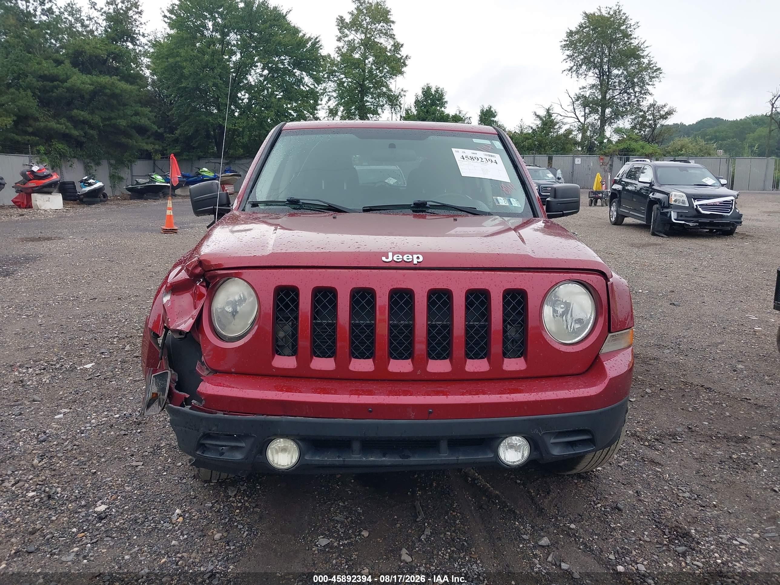 2012 Jeep Patriot Latitude Red vin: 1C4NJPFA4CD557096