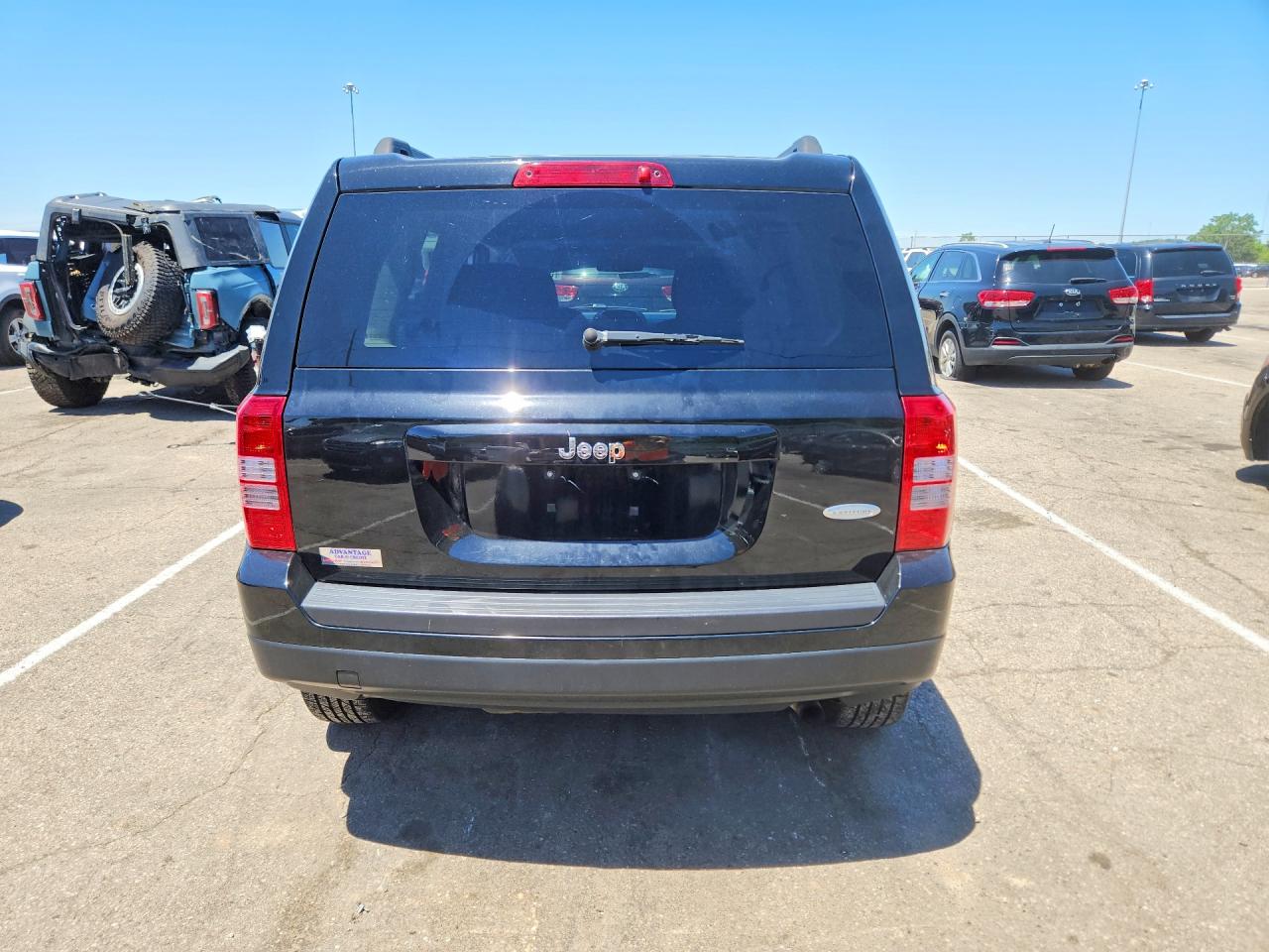 2014 Jeep Patriot Latitude Black vin: 1C4NJPFA4ED529740