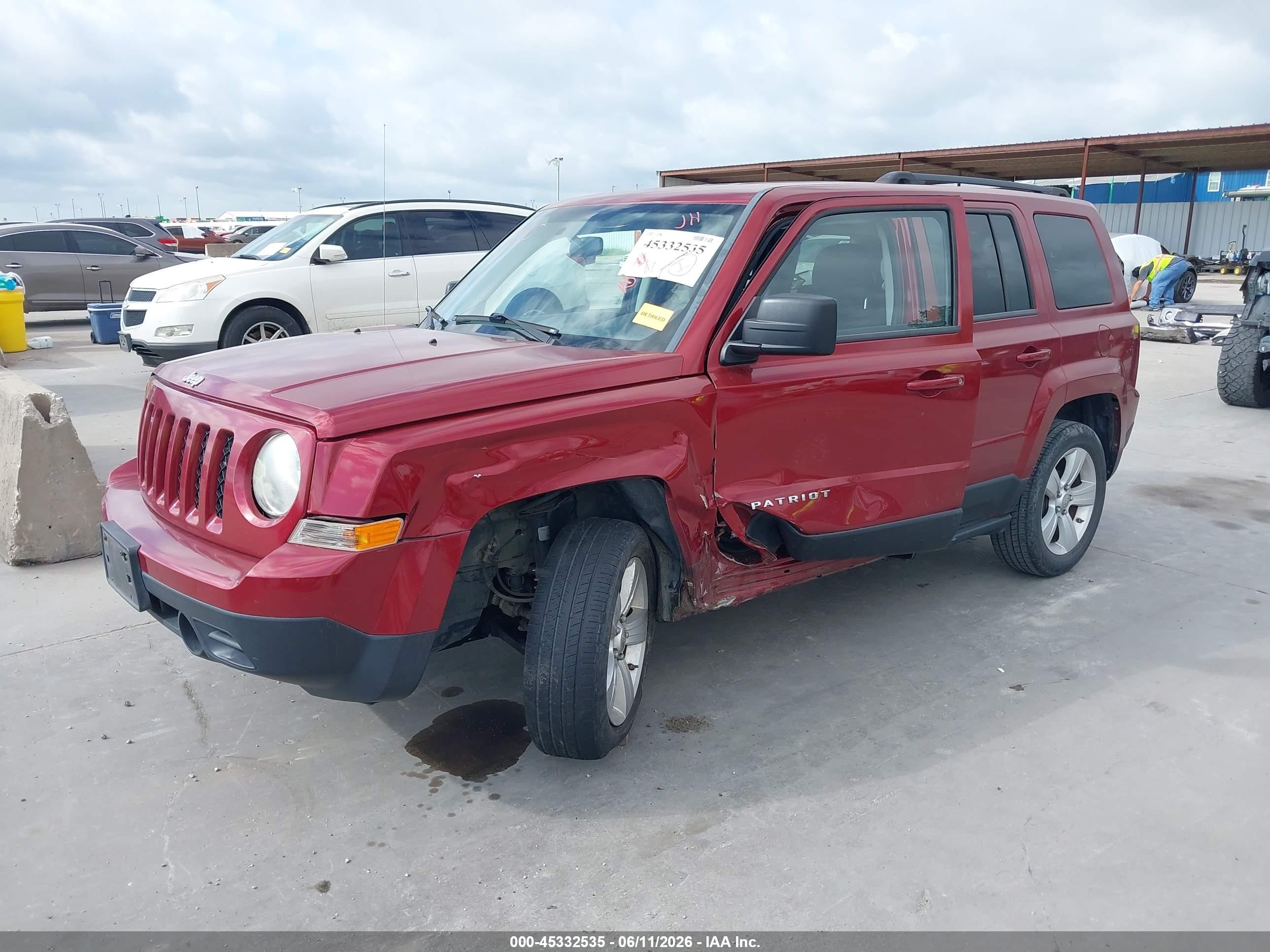 2012 Jeep Patriot Latitude Red vin: 1C4NJPFA5CD696587