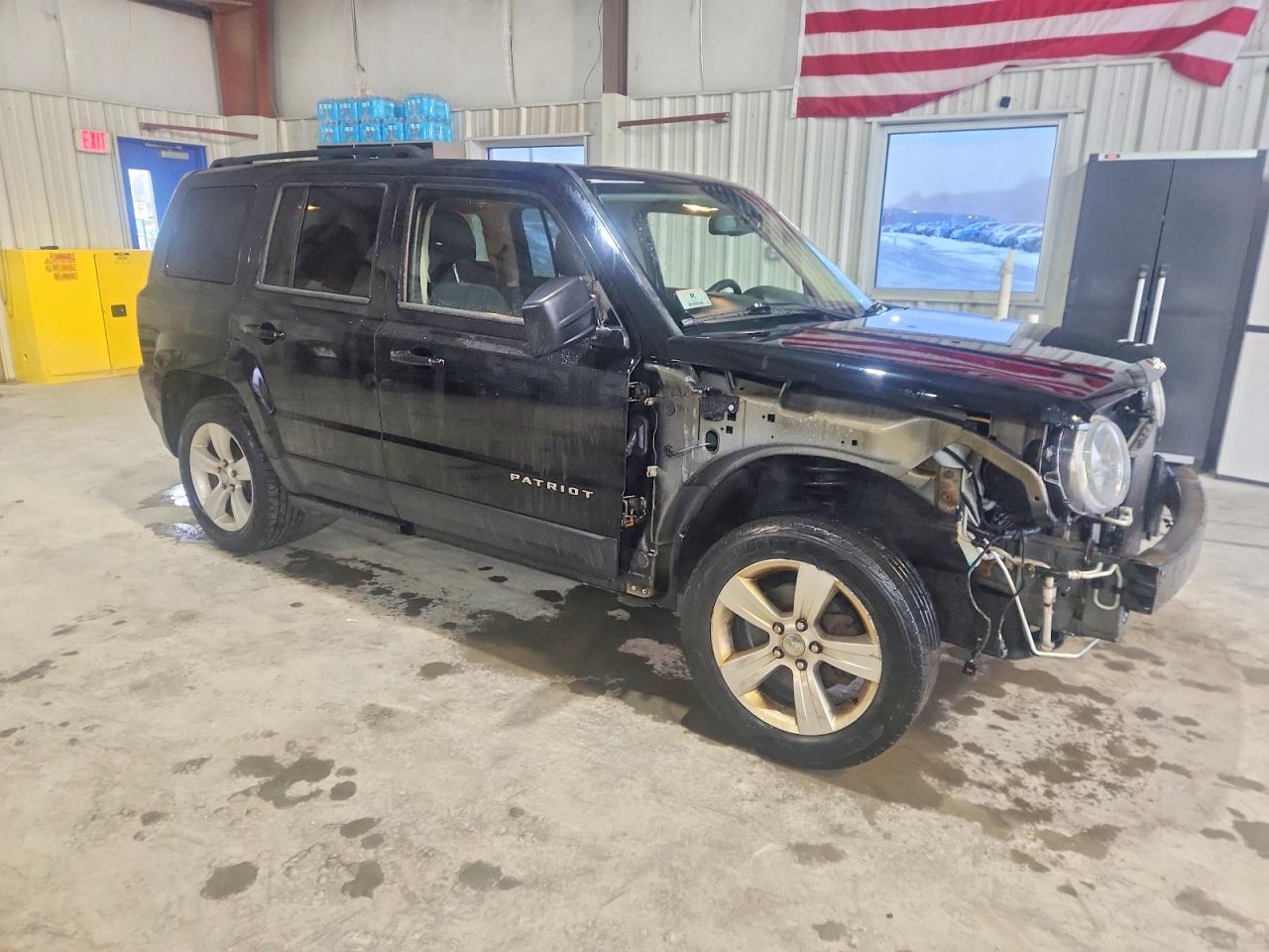 2013 Jeep Patriot Latitude Черный vin: 1C4NJPFA5DD197239