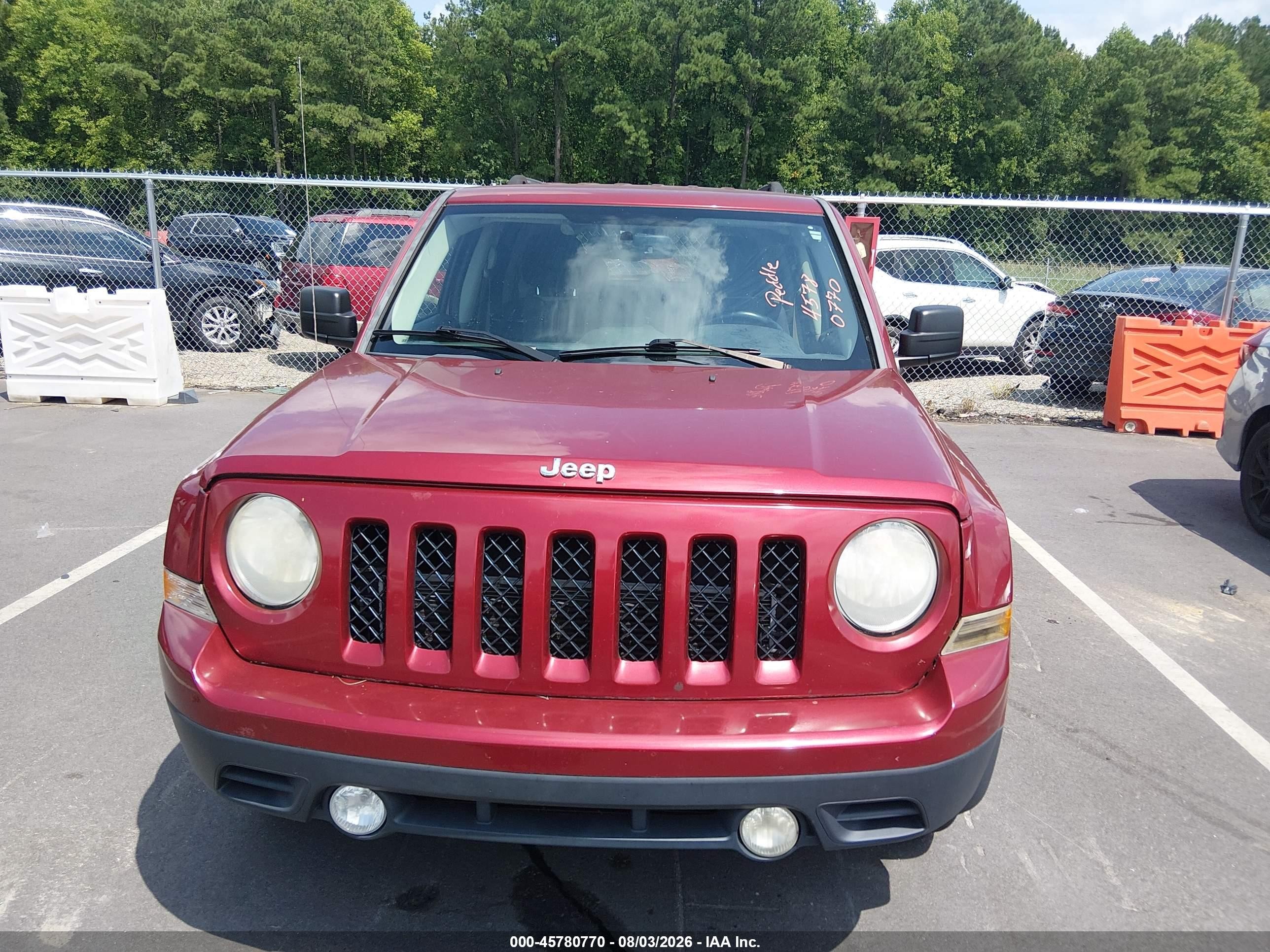 2014 Jeep Patriot Latitude Red vin: 1C4NJPFA5ED642984