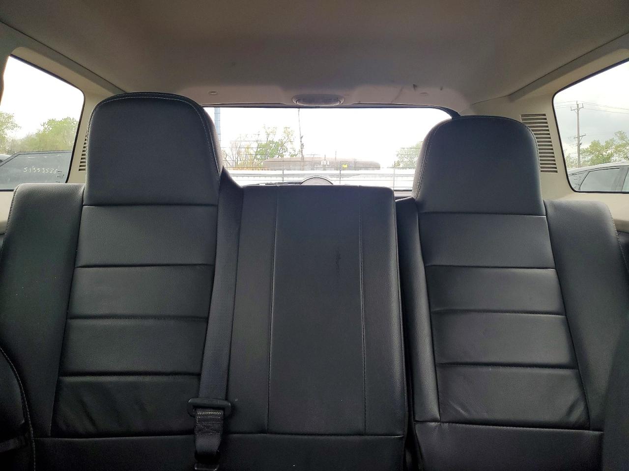 2015 Jeep Patriot Latitude Silver vin: 1C4NJPFA5FD430152