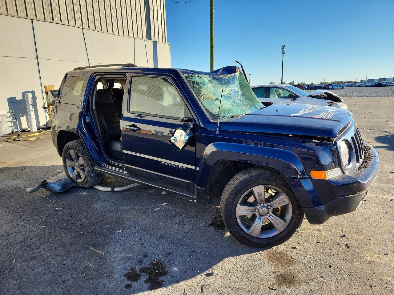 2015 Jeep Patriot Latitude Blue vin: 1C4NJPFA5FD430359