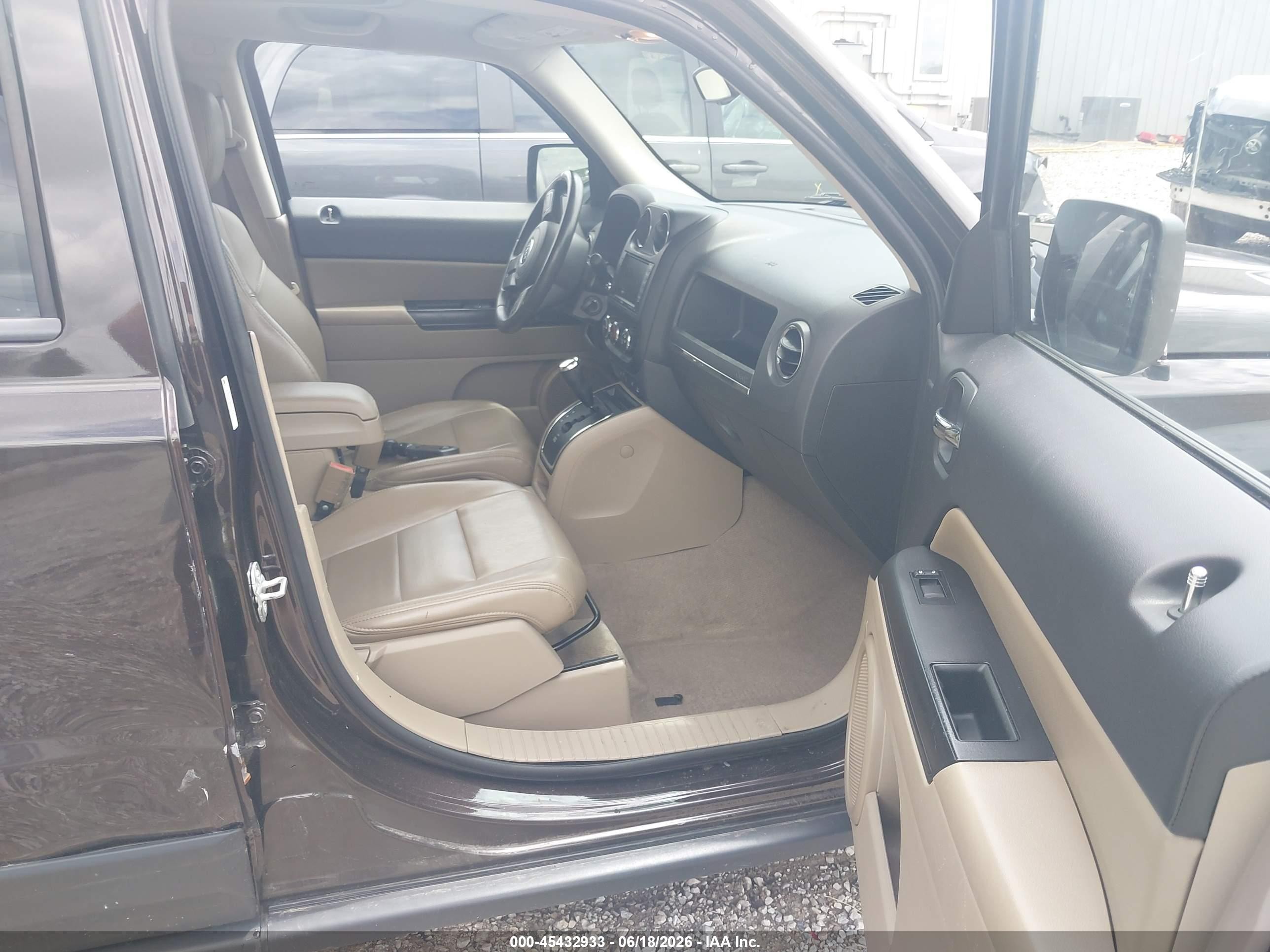 2014 Jeep Patriot High Altitude Gray vin: 1C4NJPFA6ED715411
