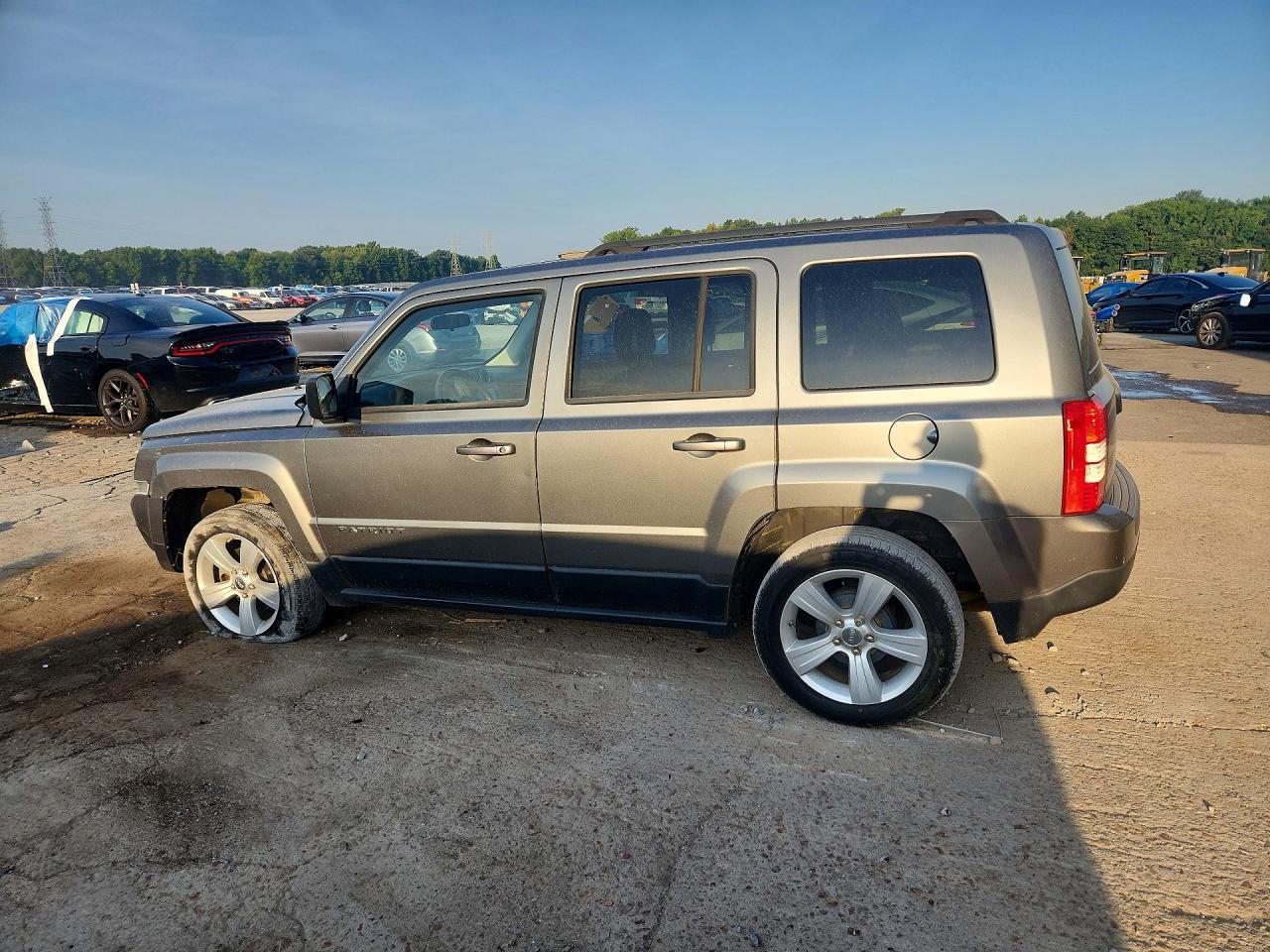 2012 Jeep Patriot Latitude Charcoal vin: 1C4NJPFA7CD707072