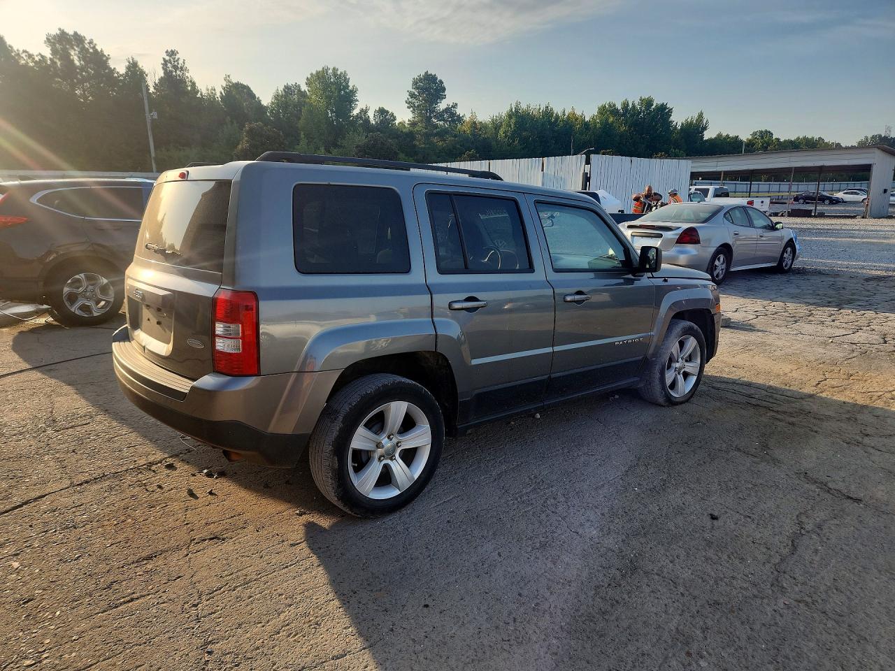 2012 Jeep Patriot Latitude Charcoal vin: 1C4NJPFA7CD707072