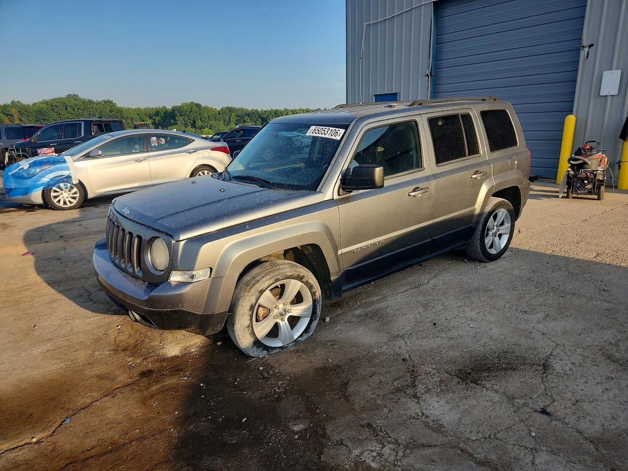 2012 Jeep Patriot Latitude Charcoal vin: 1C4NJPFA7CD707072