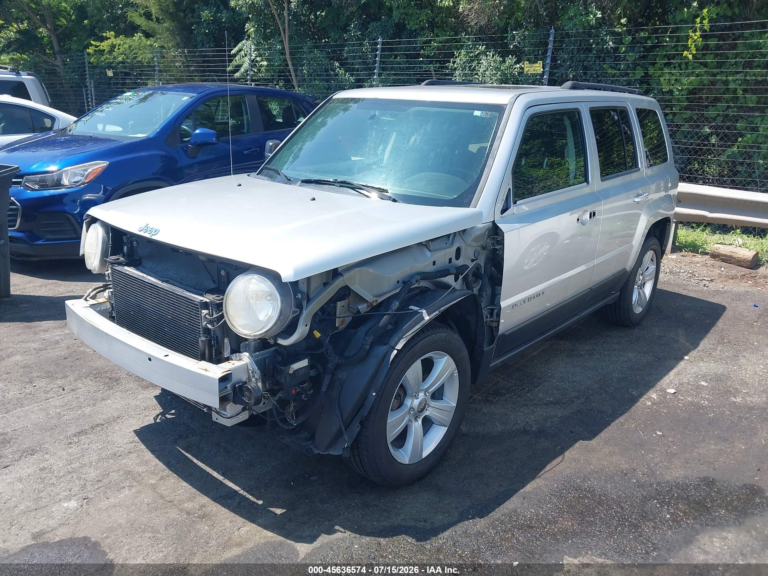 2014 Jeep Patriot Latitude White vin: 1C4NJPFA7ED502290