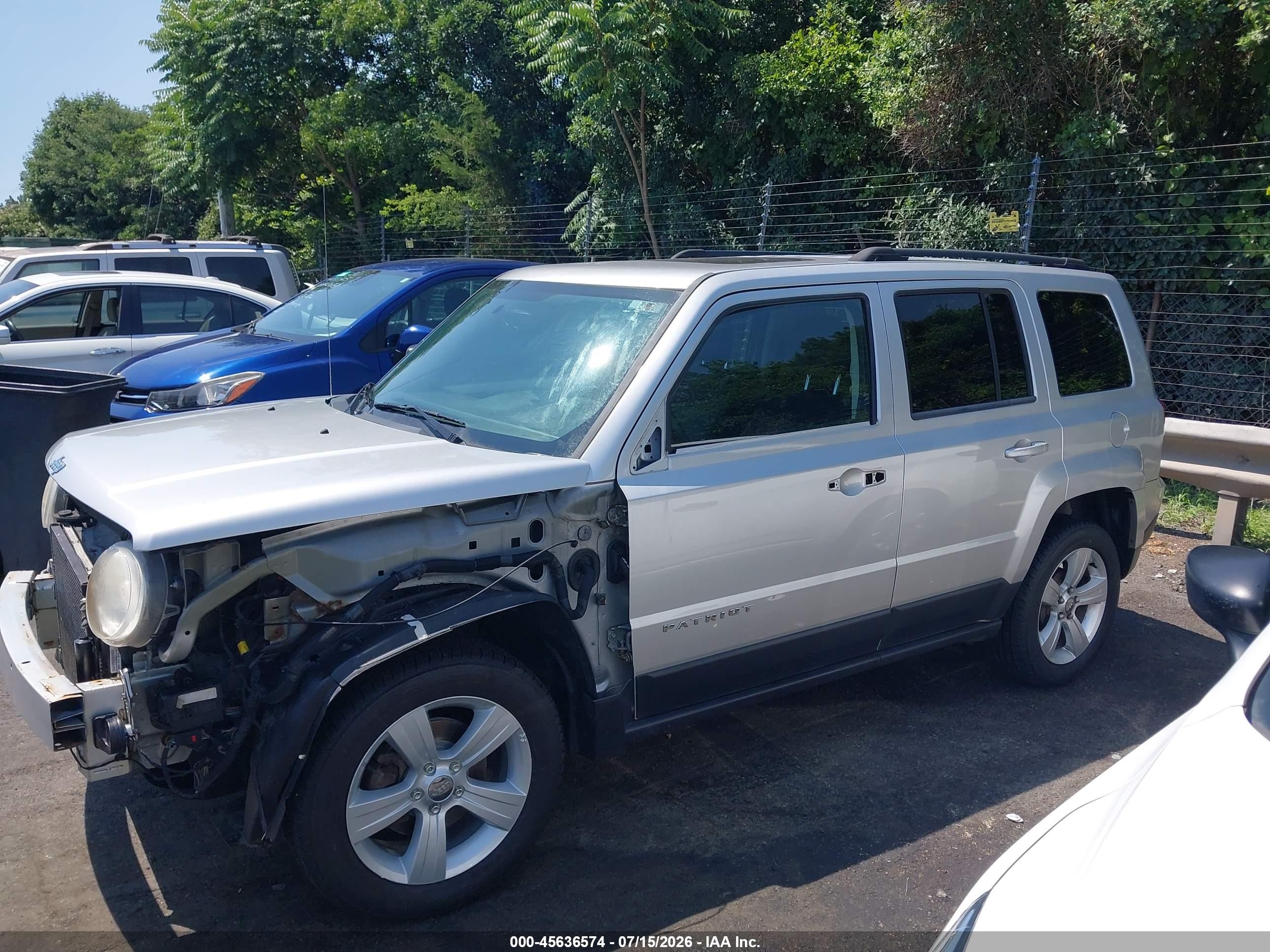 2014 Jeep Patriot Latitude White vin: 1C4NJPFA7ED502290
