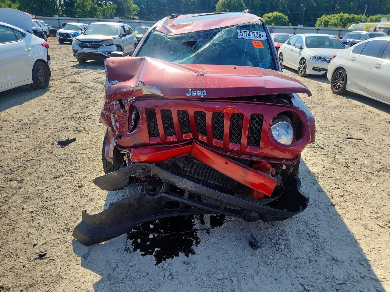 2014 Jeep Patriot Latitude Burgundy vin: 1C4NJPFA7ED667160