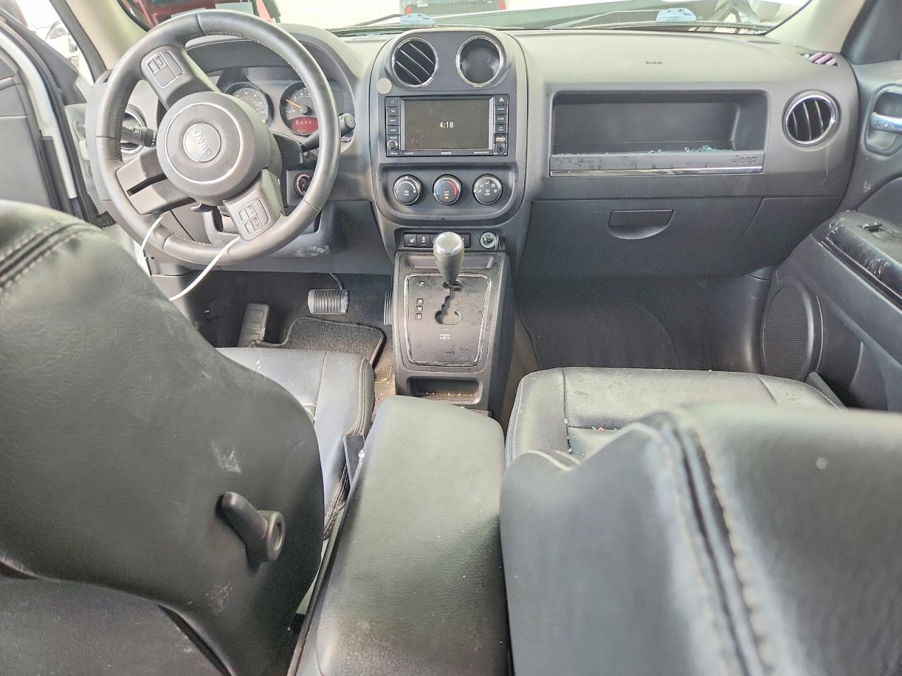 2015 Jeep Patriot Latitude White vin: 1C4NJPFA7FD429391