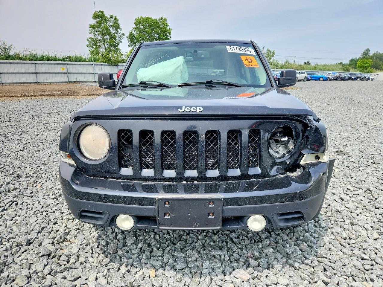 2015 Jeep Patriot Latitude Black vin: 1C4NJPFA8FD122361