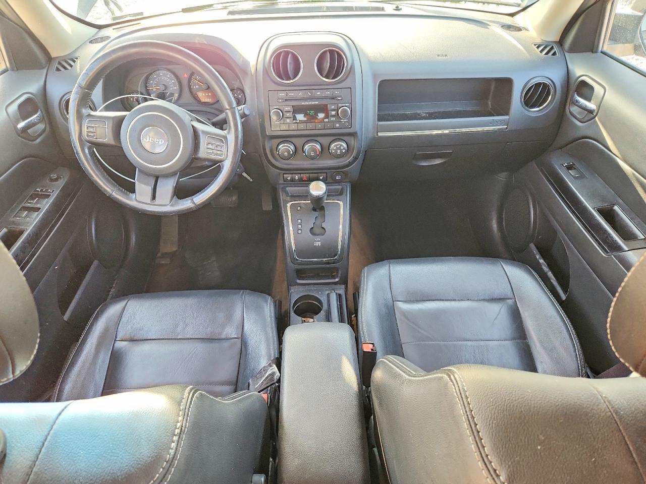 2016 Jeep Patriot Latitude Charcoal vin: 1C4NJPFA8GD528125