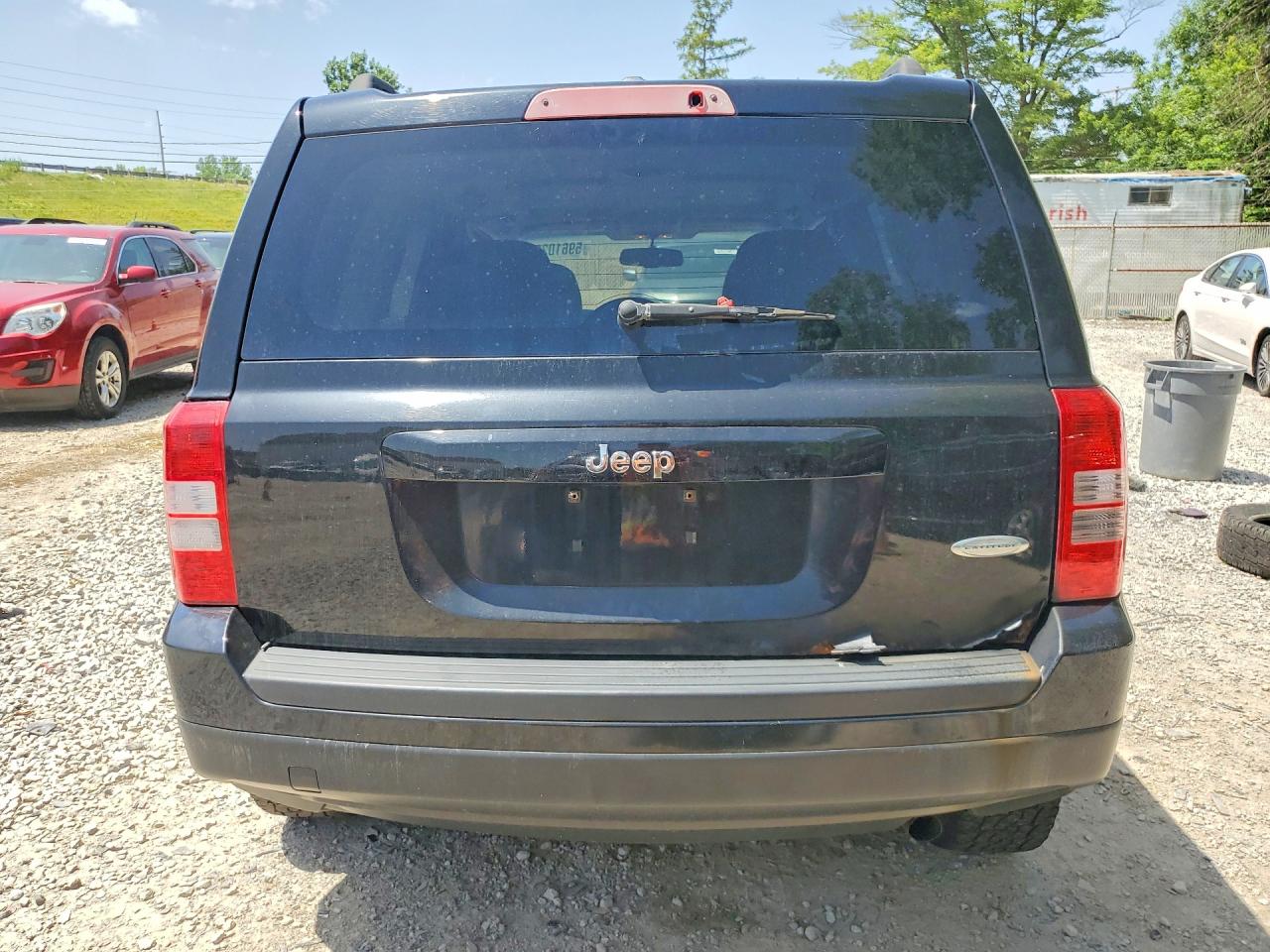 2013 Jeep Patriot Latitude Black vin: 1C4NJPFA9DD119336