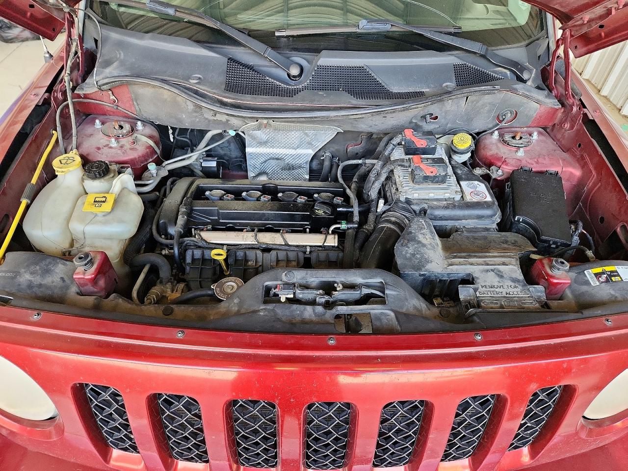 2014 Jeep Patriot Latitude Бордовый vin: 1C4NJPFA9ED645581