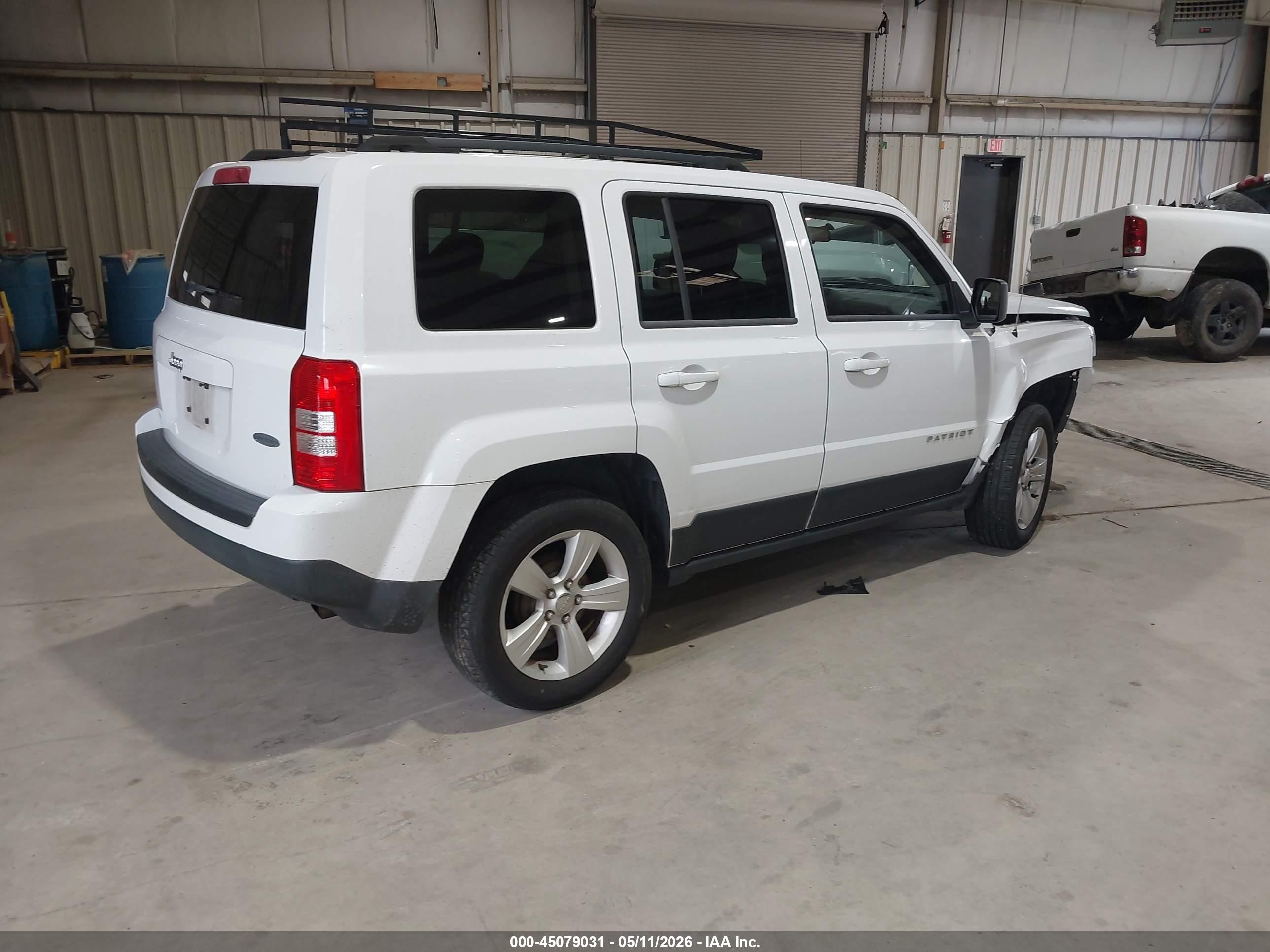 2014 Jeep Patriot Latitude White vin: 1C4NJPFA9ED650313