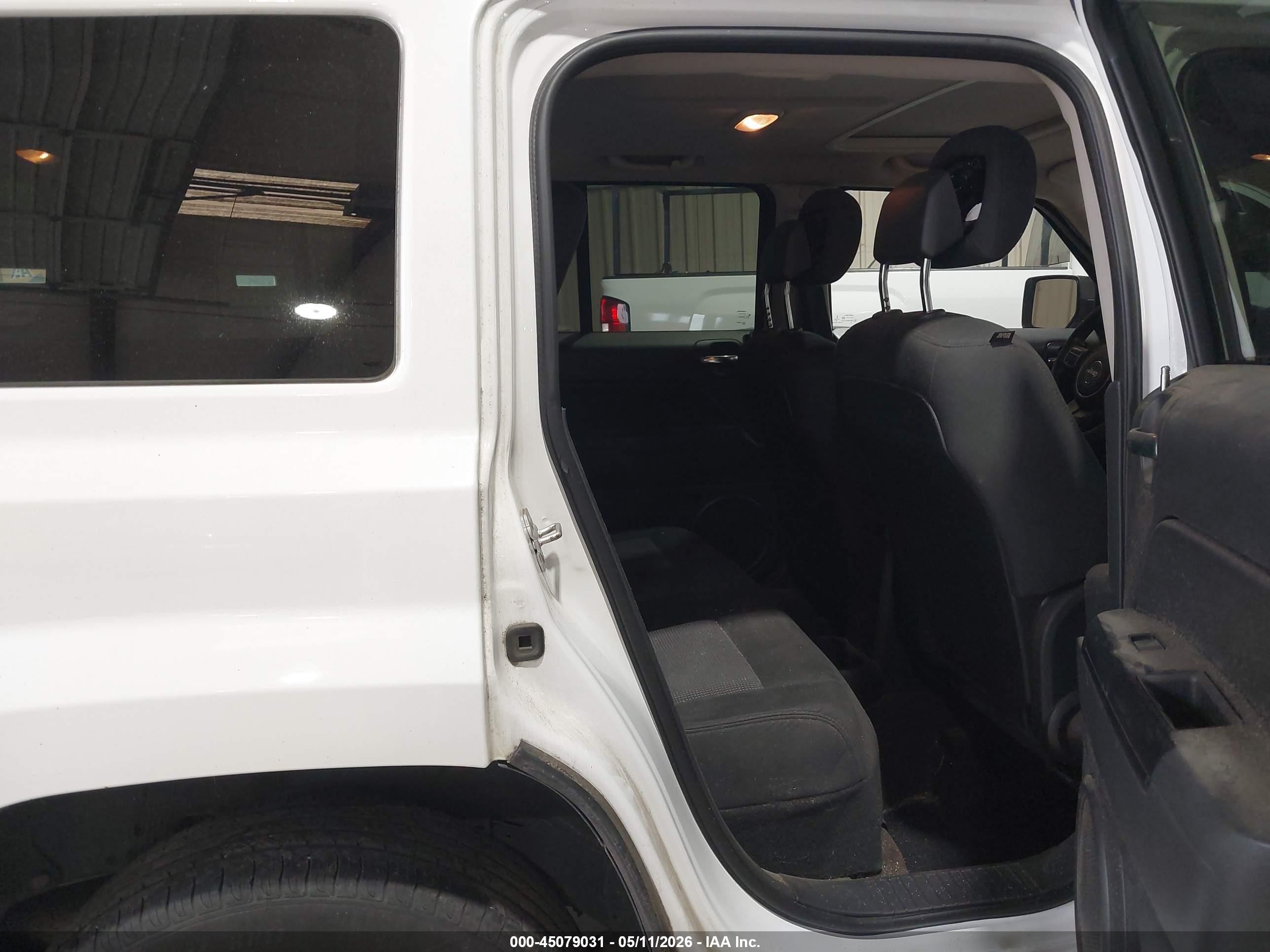 2014 Jeep Patriot Latitude White vin: 1C4NJPFA9ED650313
