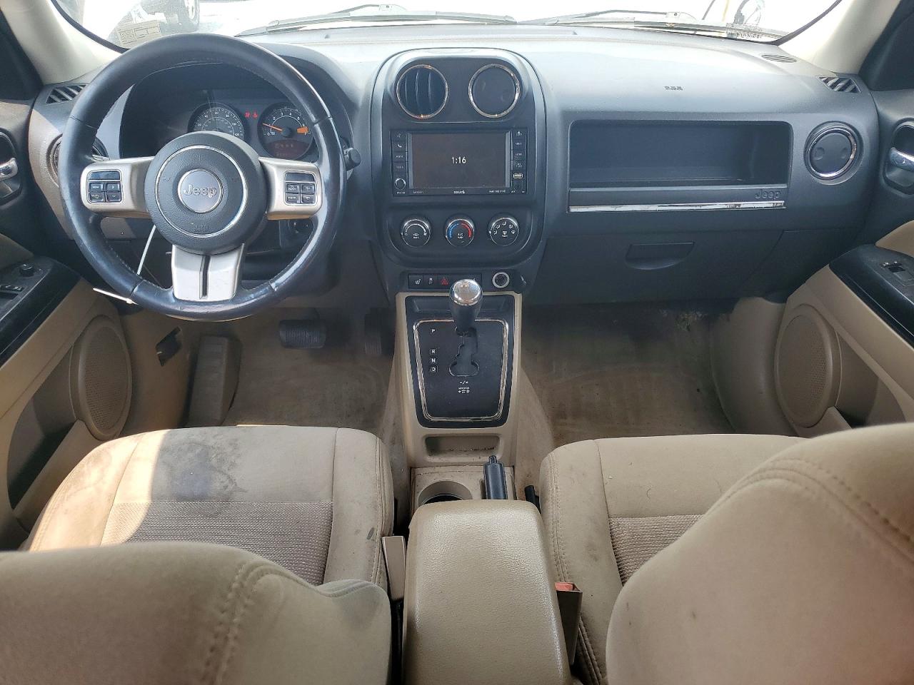 2014 Jeep Patriot Latitude White vin: 1C4NJPFA9ED699348