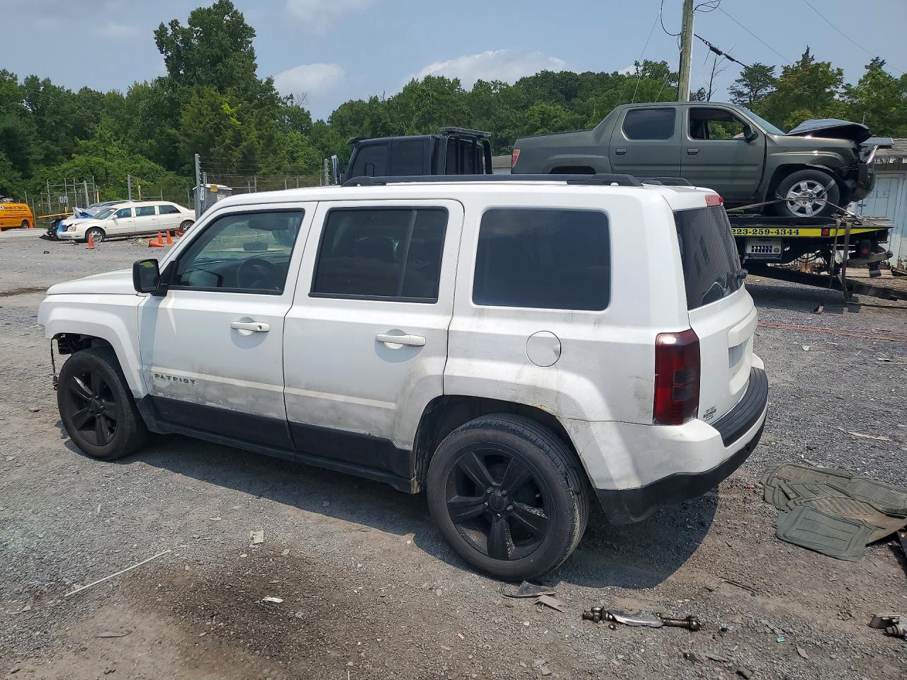 2014 Jeep Patriot Latitude White vin: 1C4NJPFA9ED699348