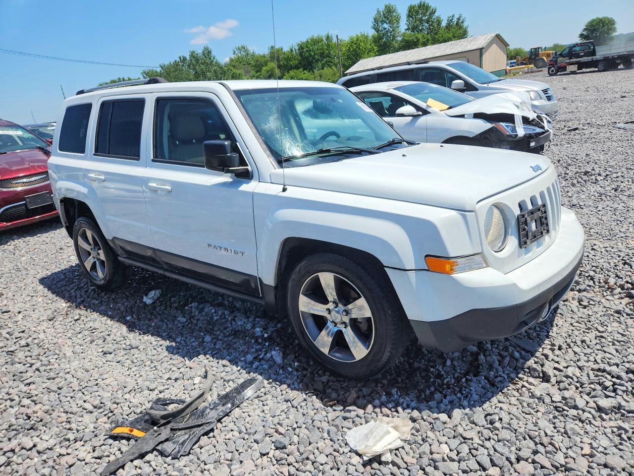 2017 Jeep Patriot Latitude White vin: 1C4NJPFA9HD136854