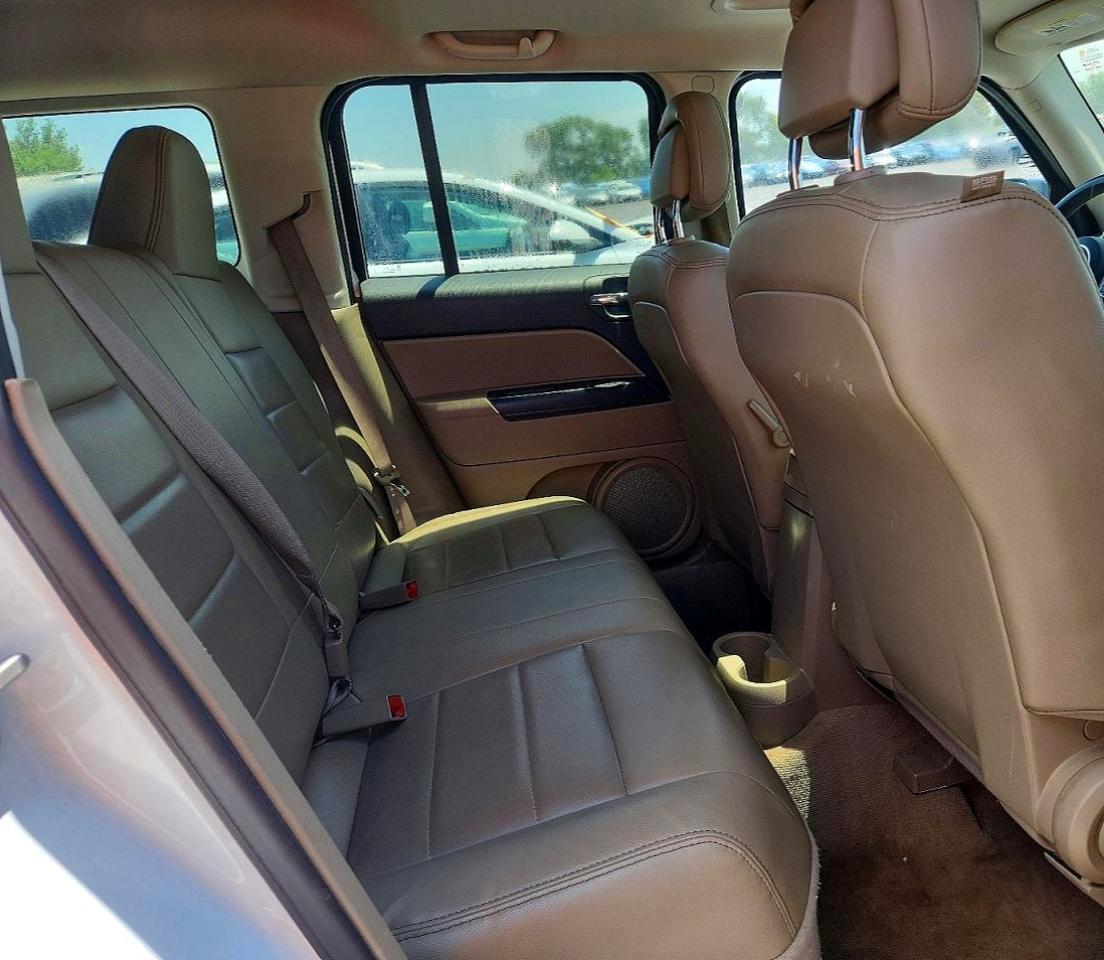 2017 Jeep Patriot Latitude White vin: 1C4NJPFA9HD136854