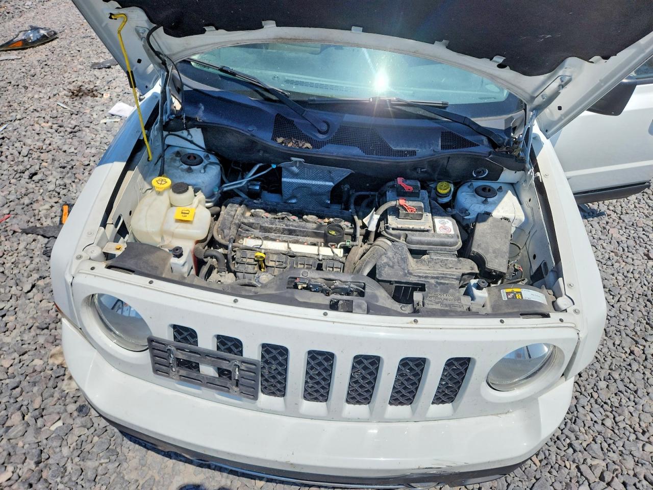 2017 Jeep Patriot Latitude White vin: 1C4NJPFA9HD136854
