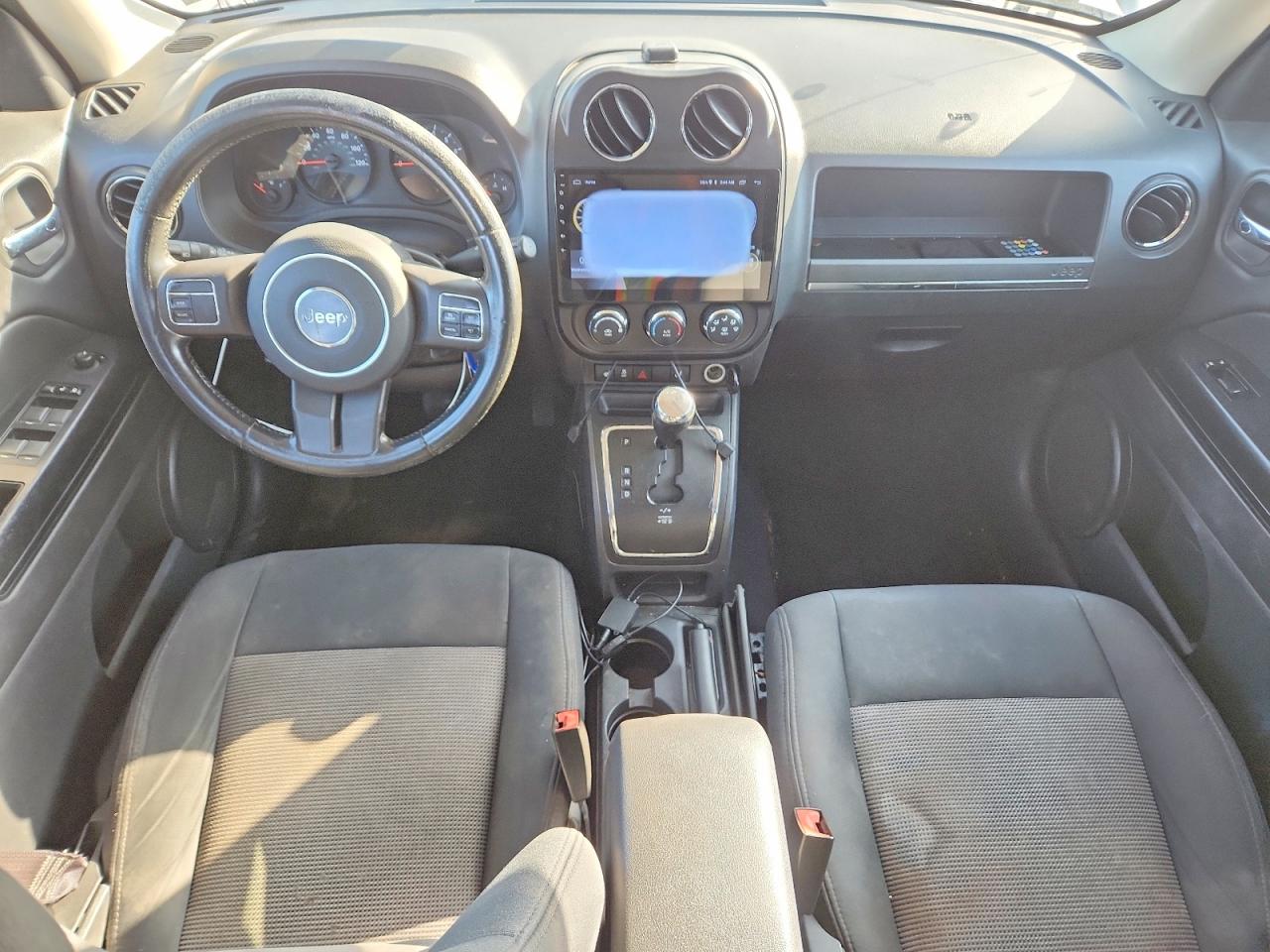 2012 Jeep Patriot Latitude Gray vin: 1C4NJPFAXCD557135