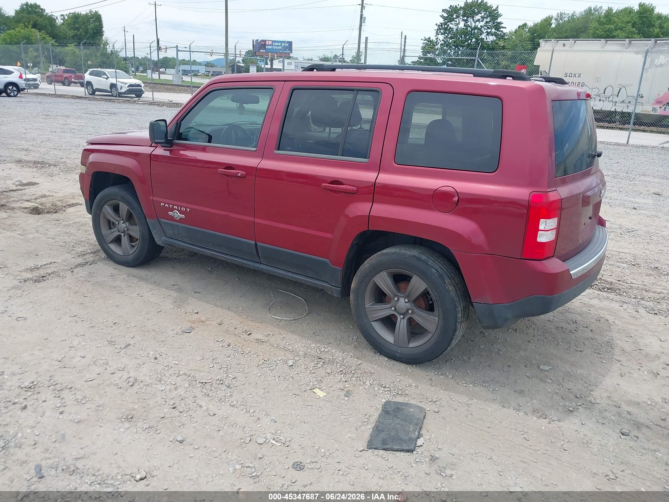 2013 Jeep Patriot Latitude Red vin: 1C4NJPFAXDD213015