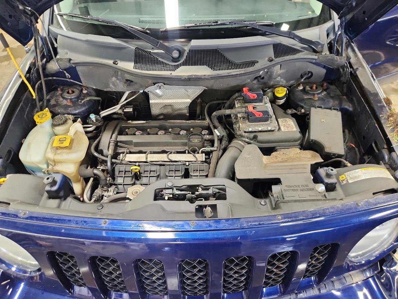 2013 Jeep Patriot Latitude Blue vin: 1C4NJPFAXDD283355