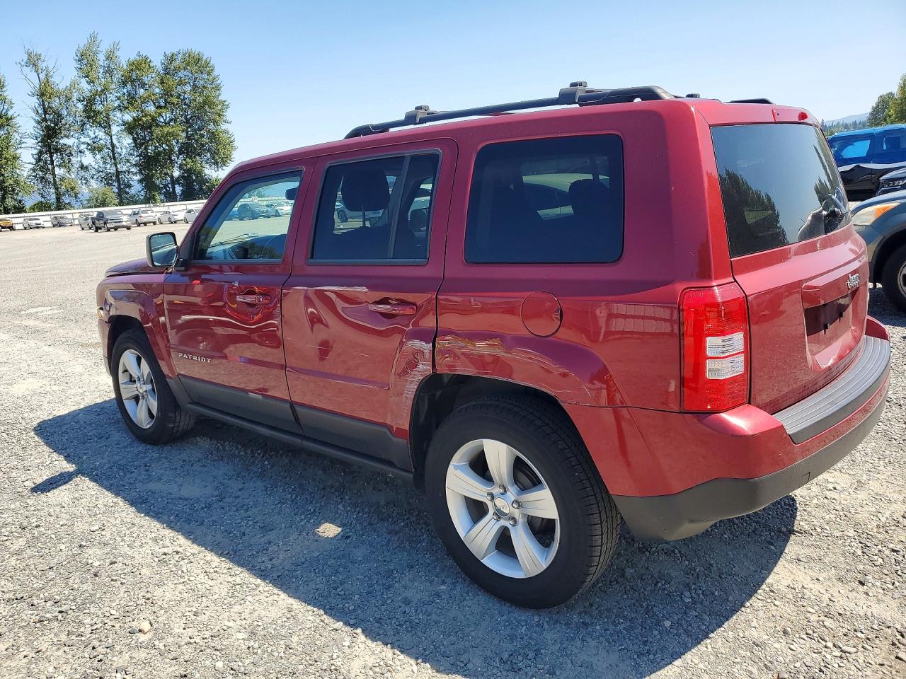 2014 Jeep Patriot Latitude Red vin: 1C4NJPFAXED509699