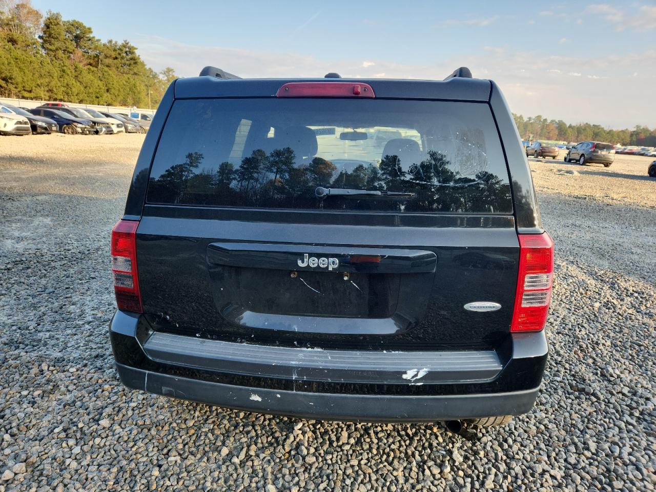 2014 Jeep Patriot Latitude Черный vin: 1C4NJPFAXED625906