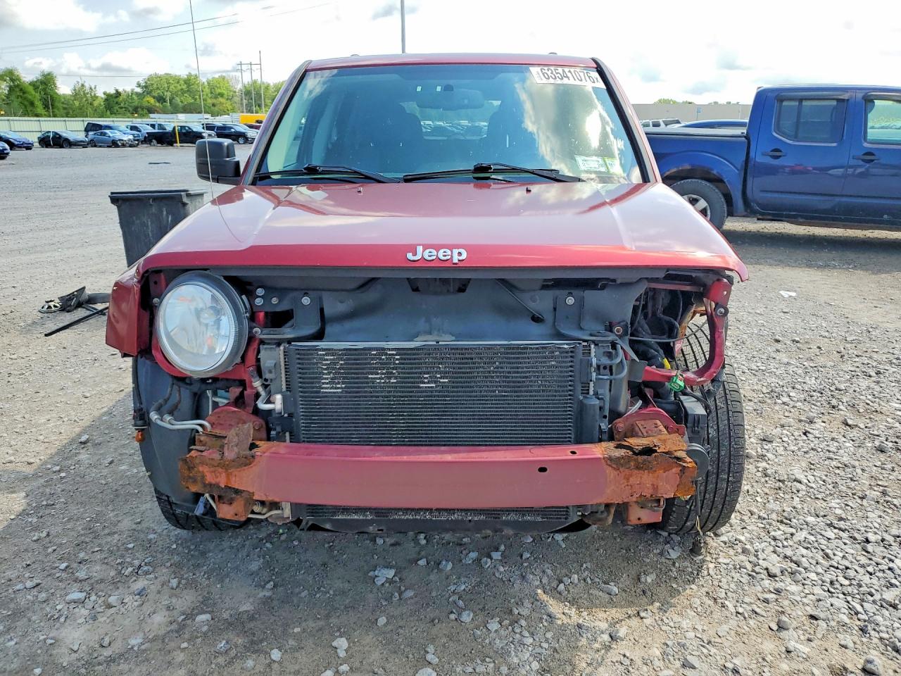2014 Jeep Patriot Latitude Red vin: 1C4NJPFAXED696992