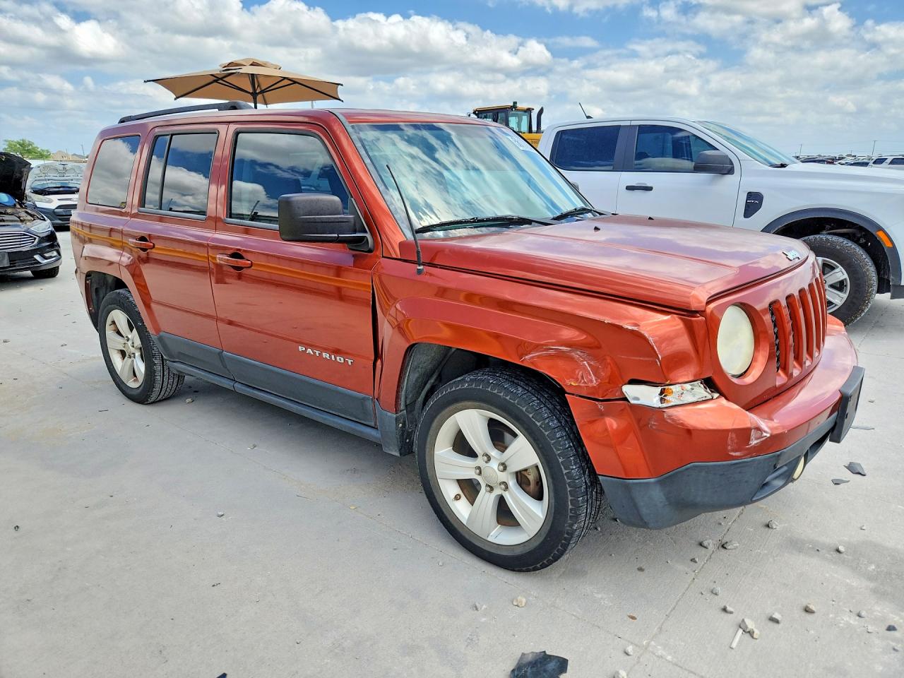 2012 Jeep Patriot Latitude Orange vin: 1C4NJPFB0CD601765