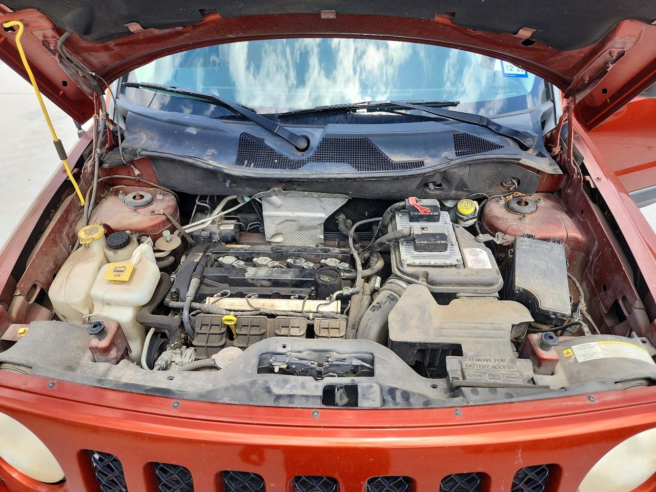 2012 Jeep Patriot Latitude Orange vin: 1C4NJPFB0CD601765