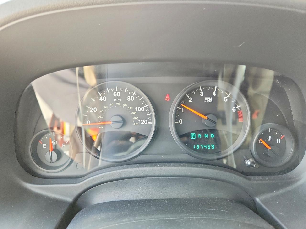 2012 Jeep Patriot Latitude Orange vin: 1C4NJPFB0CD601765