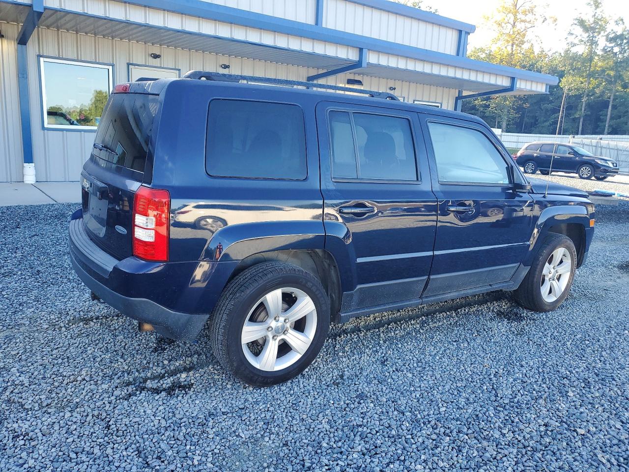 2015 Jeep Patriot Latitude Blue vin: 1C4NJPFB0FD343834
