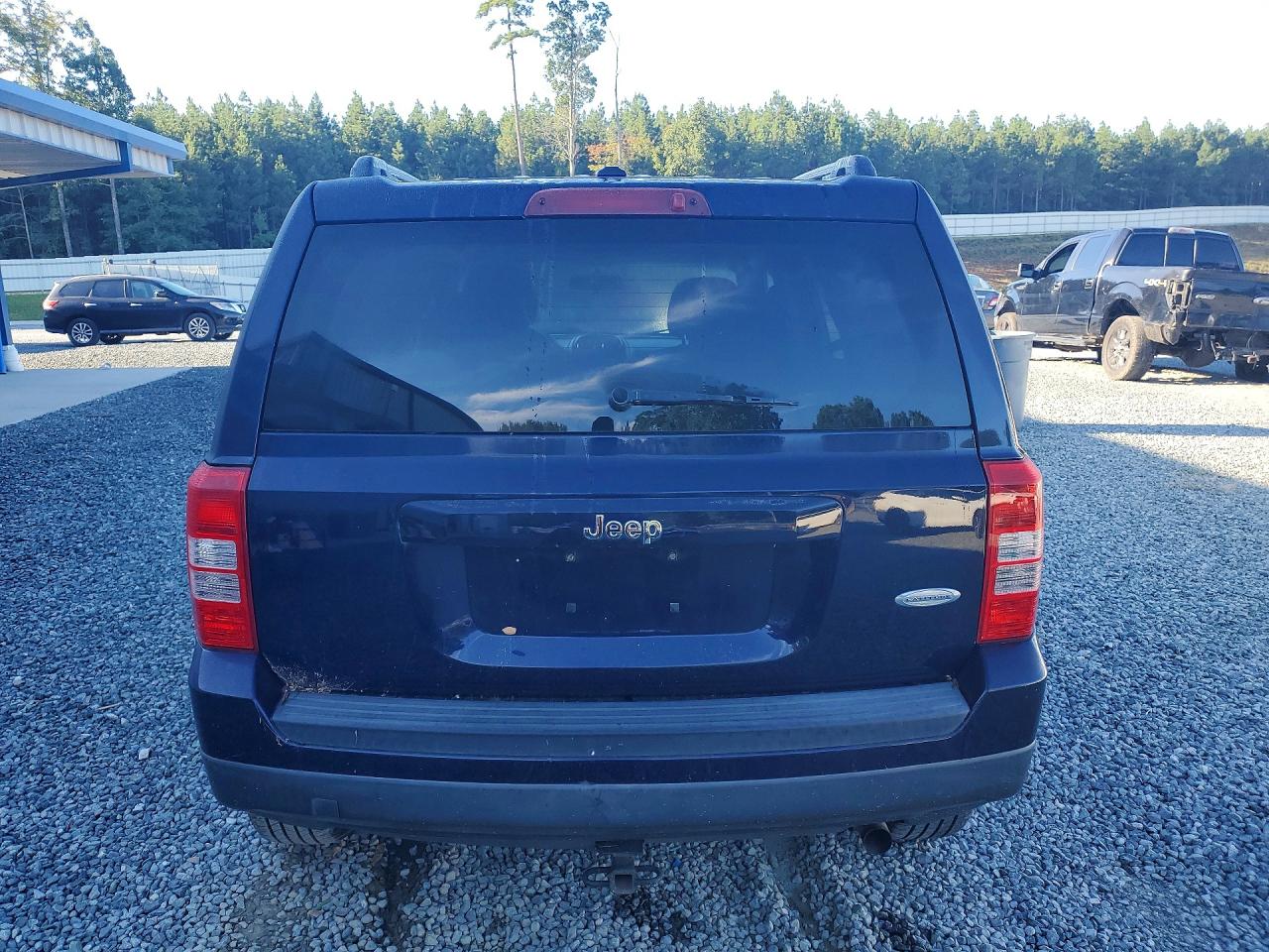 2015 Jeep Patriot Latitude Blue vin: 1C4NJPFB0FD343834