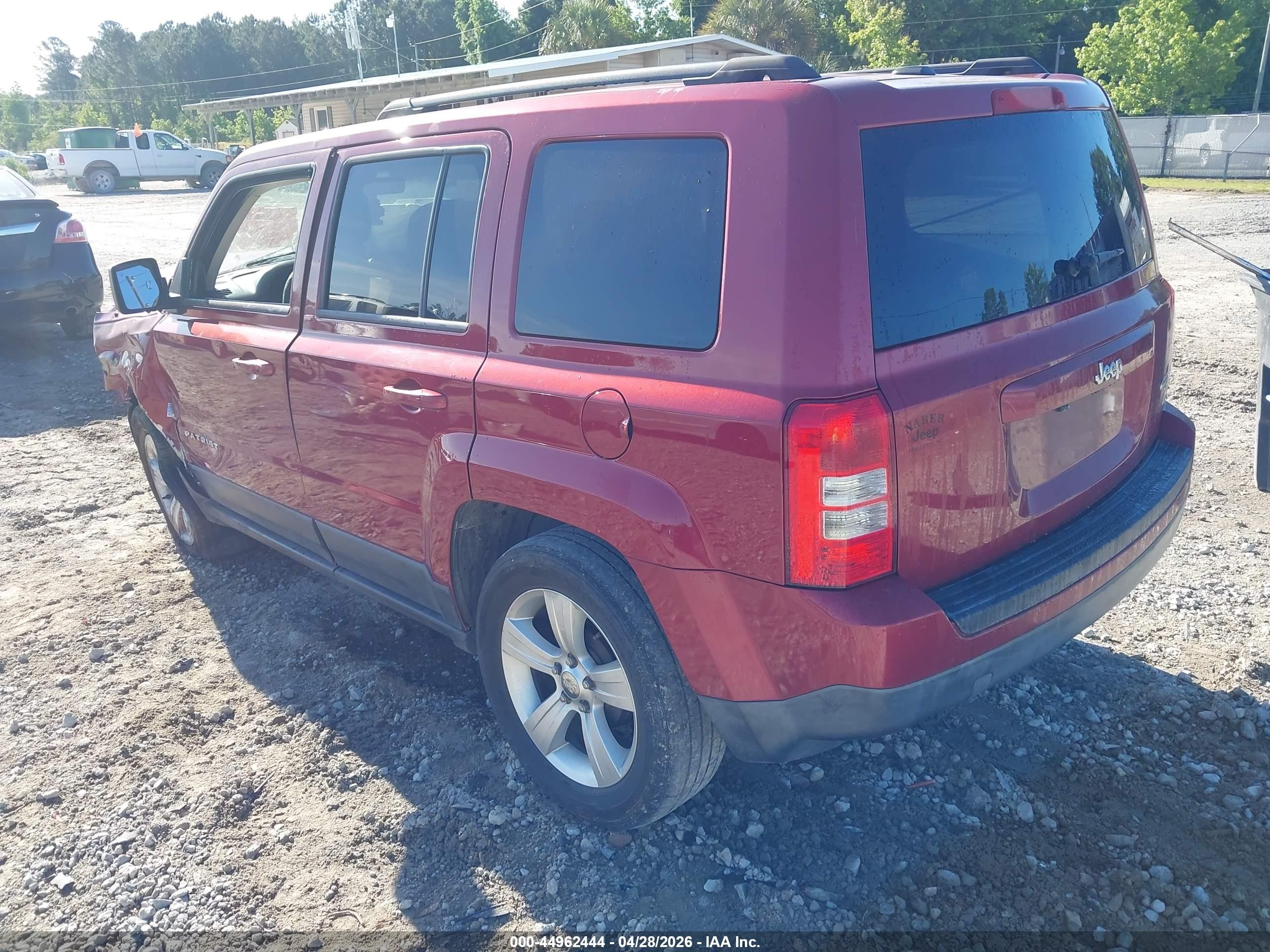 2015 Jeep Patriot Latitude Burgundy vin: 1C4NJPFB1FD122341