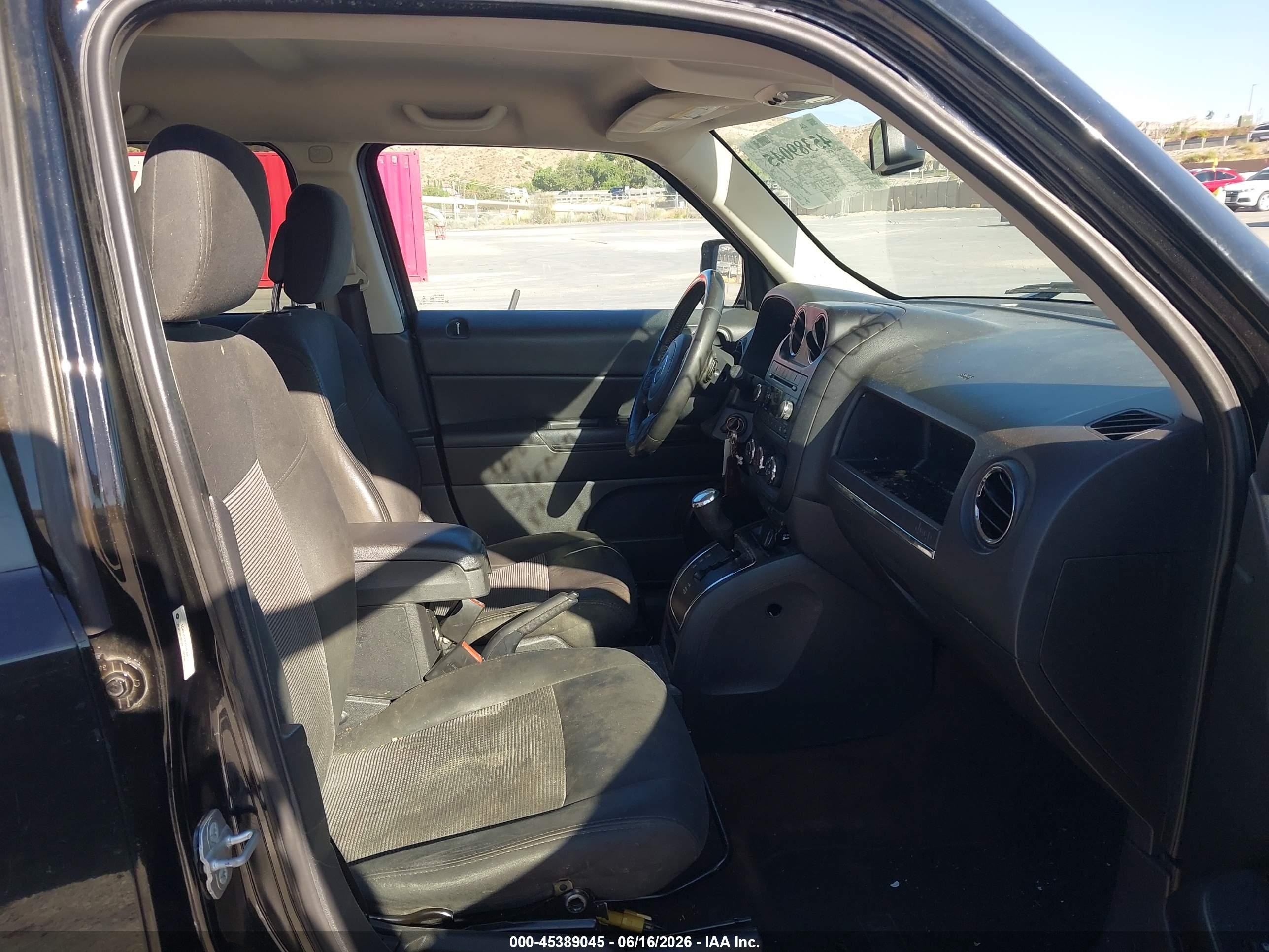 2014 Jeep Patriot Latitude Black vin: 1C4NJPFB2ED630817