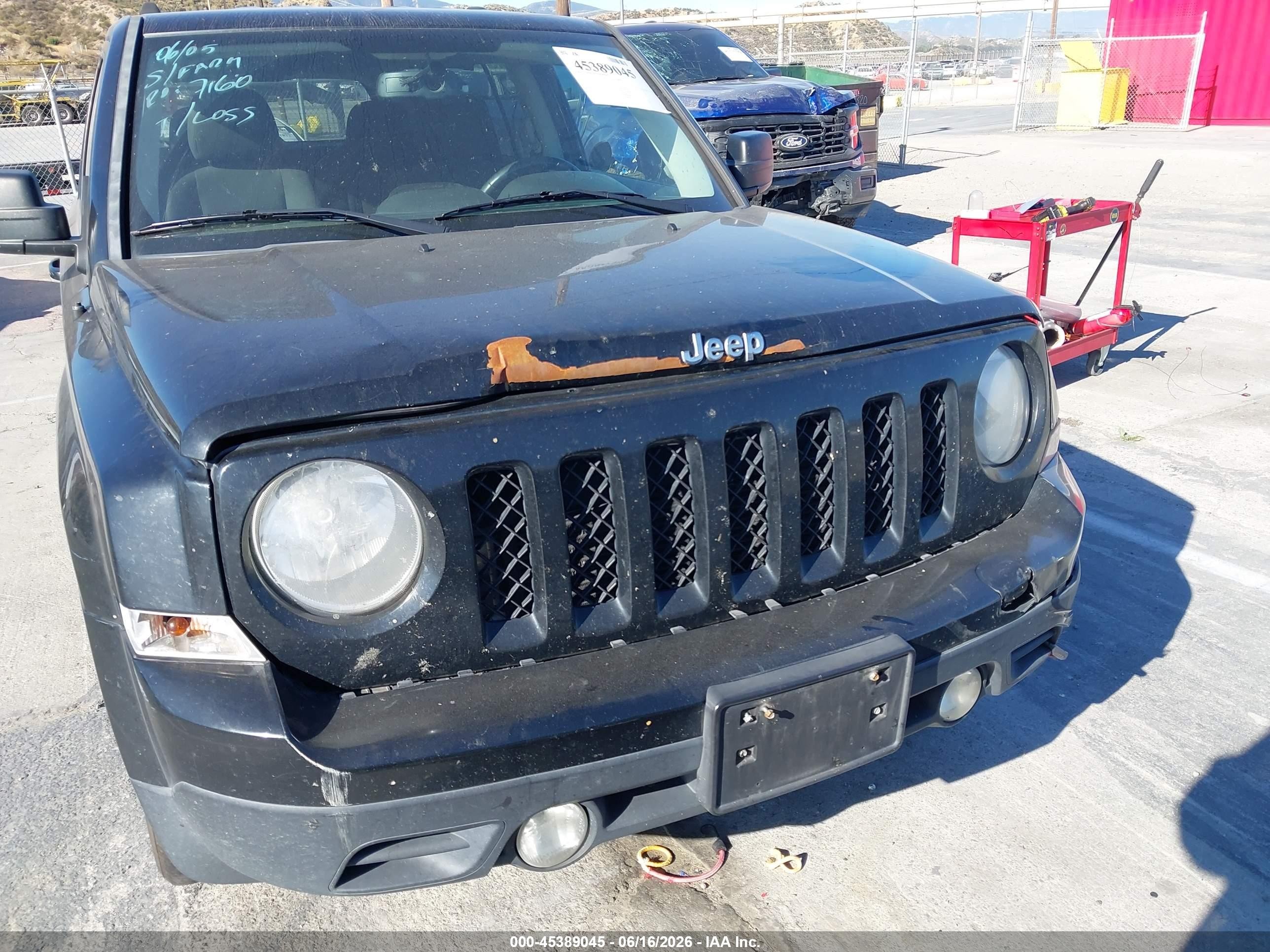 2014 Jeep Patriot Latitude Black vin: 1C4NJPFB2ED630817