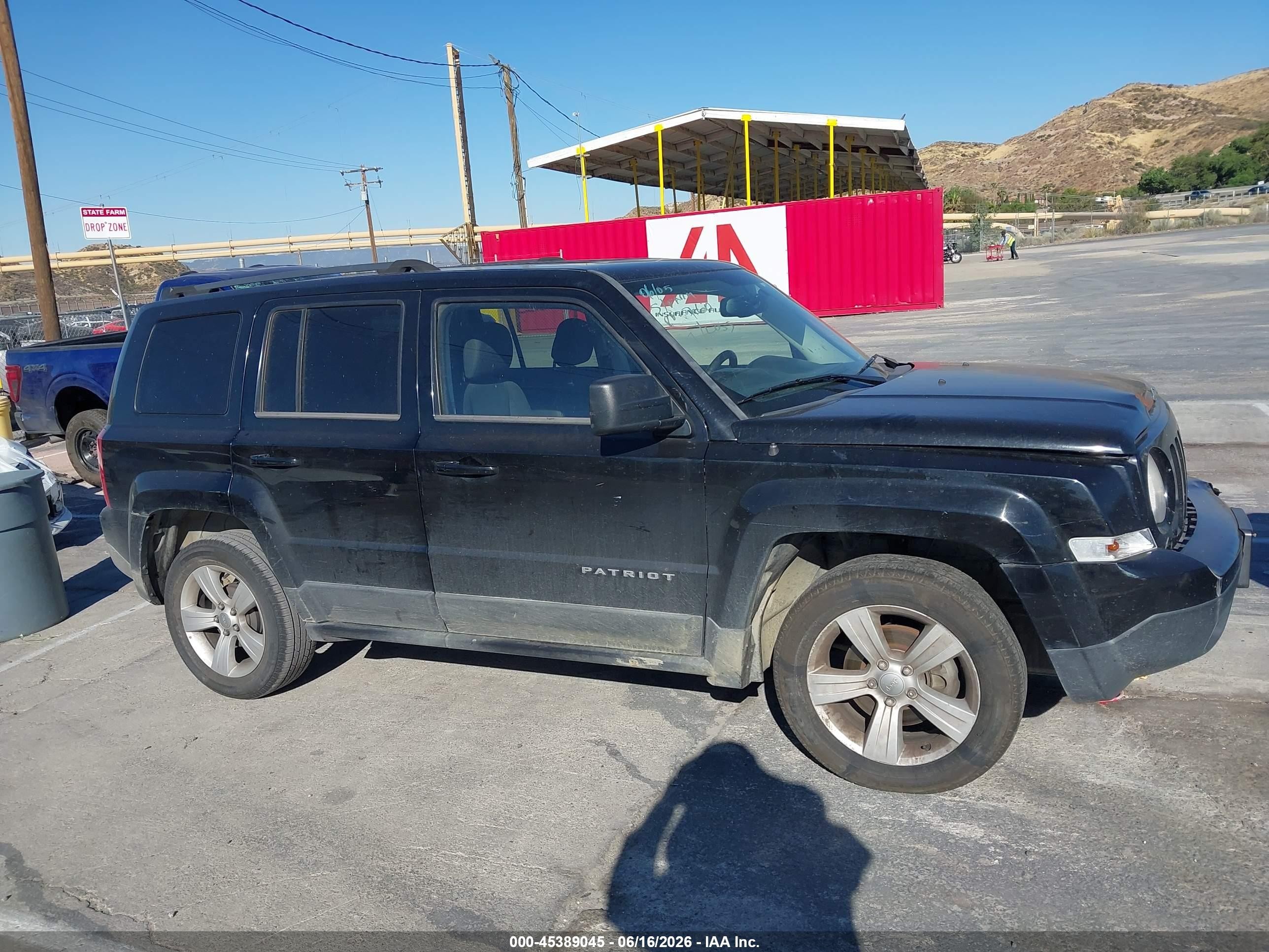 2014 Jeep Patriot Latitude Black vin: 1C4NJPFB2ED630817