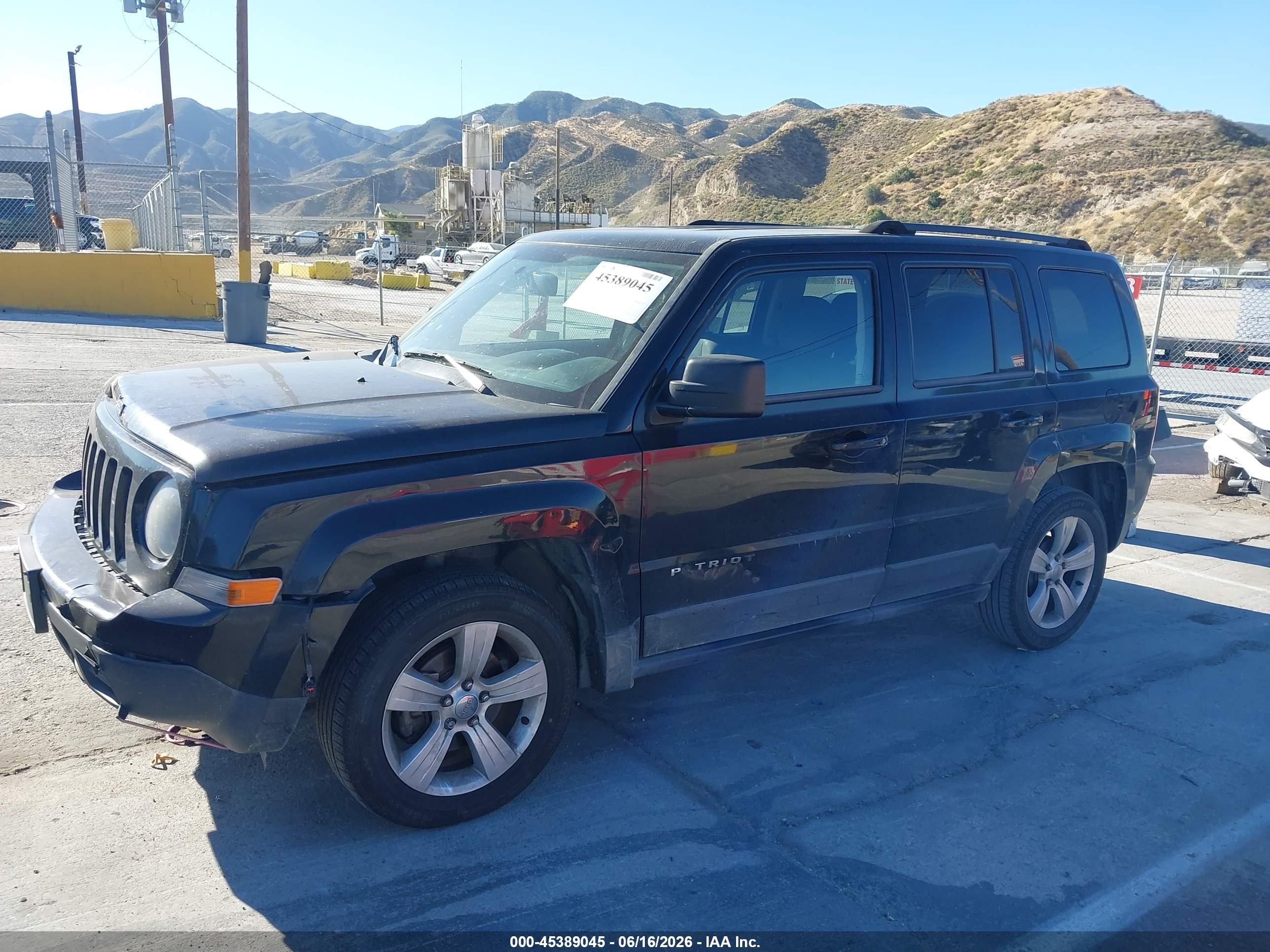 2014 Jeep Patriot Latitude Black vin: 1C4NJPFB2ED630817