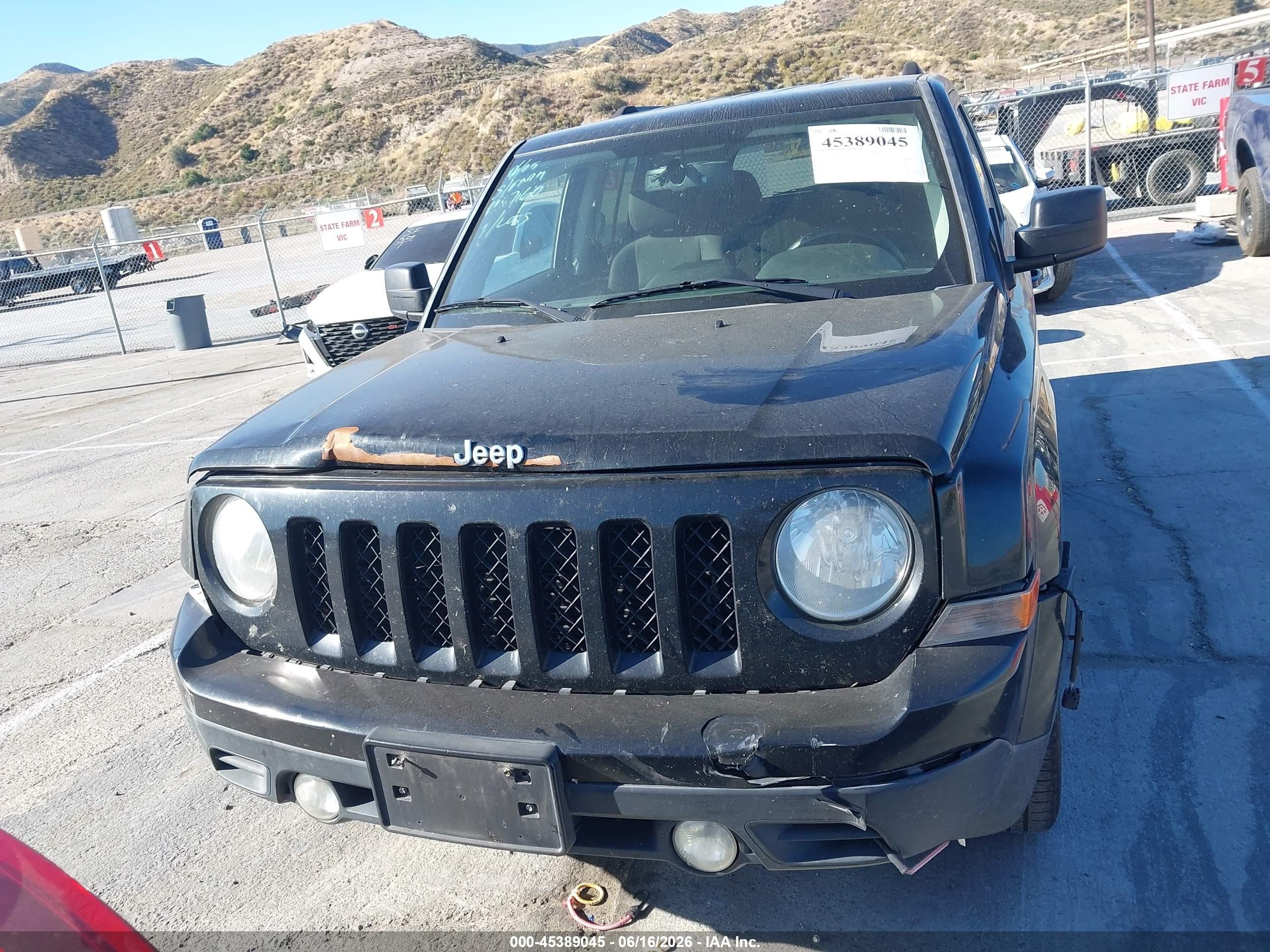 2014 Jeep Patriot Latitude Black vin: 1C4NJPFB2ED630817