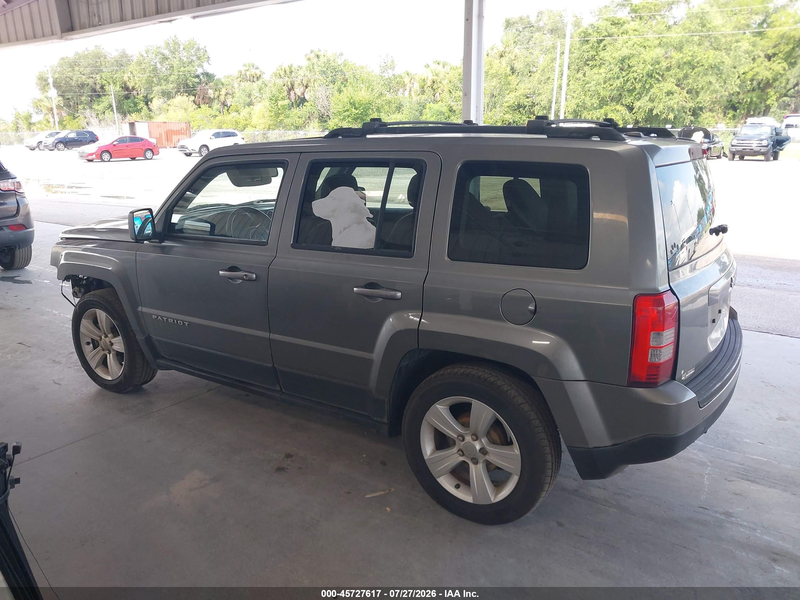 2014 Jeep Patriot Latitude Gray vin: 1C4NJPFB3ED529625