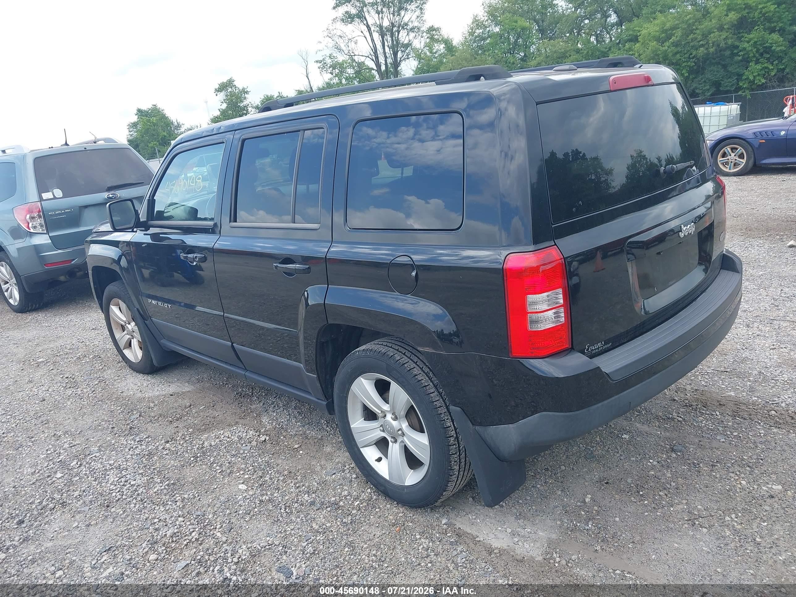 2014 Jeep Patriot Latitude Black vin: 1C4NJPFB3ED586777